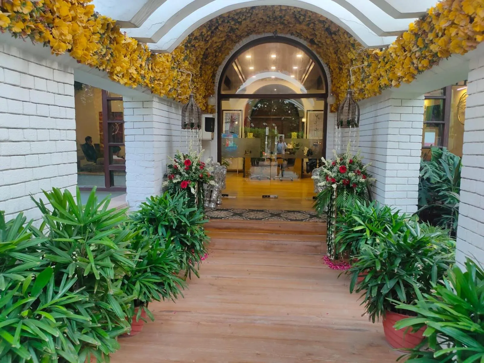 Garden in Goa Country Club By Pearl Near Udyog vihar Yashobhoomi