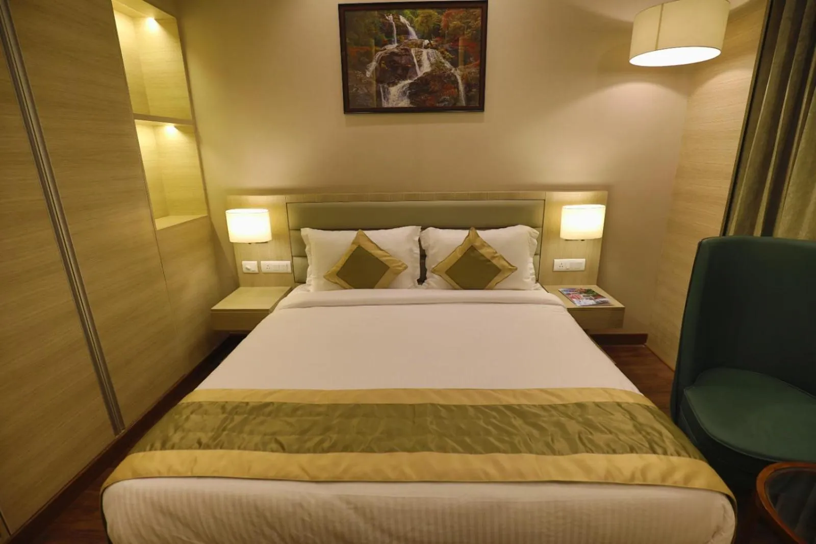 Bed in Goa Country Club By Pearl Near Udyog vihar Yashobhoomi