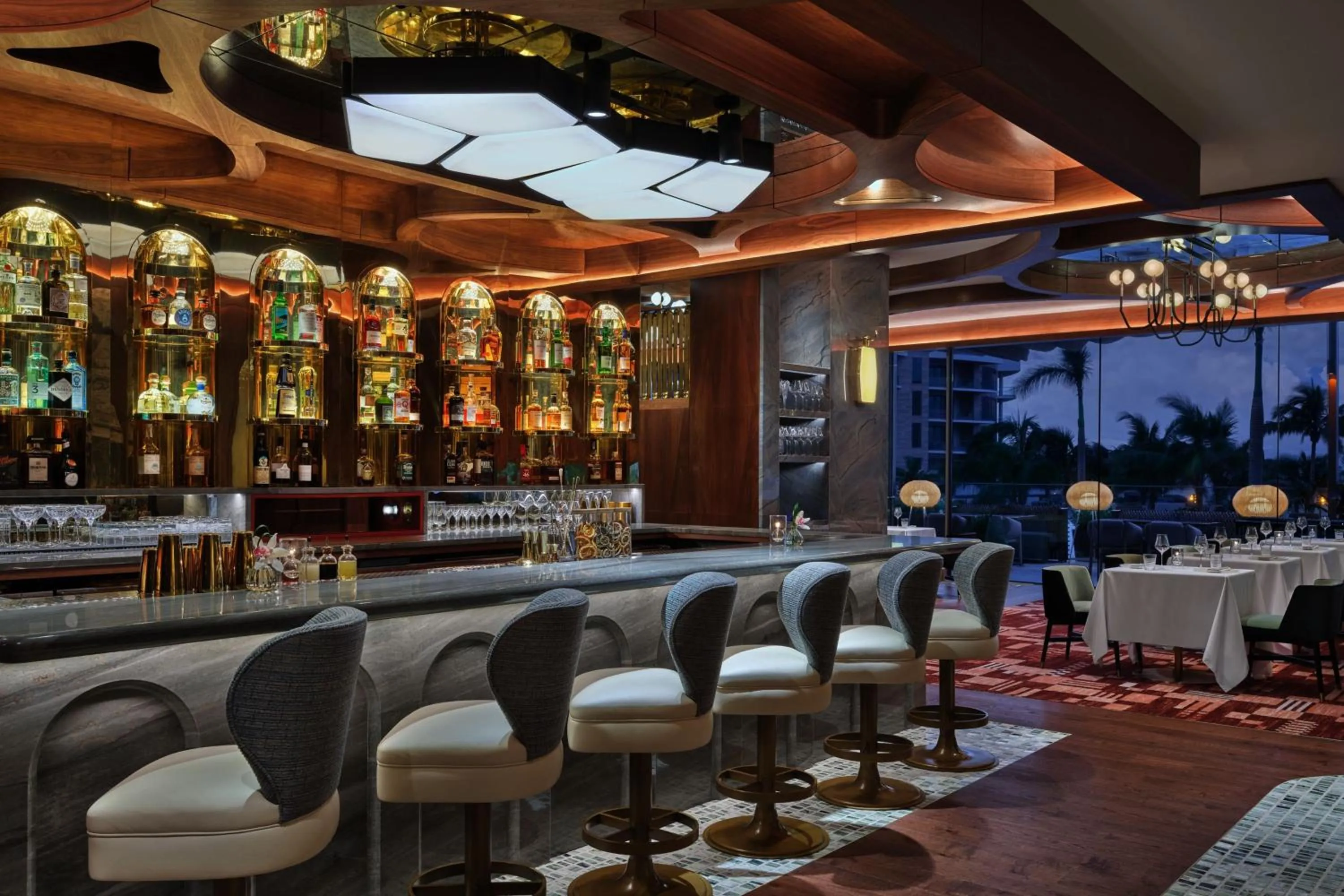 Lounge or bar in The St. Regis Longboat Key Resort