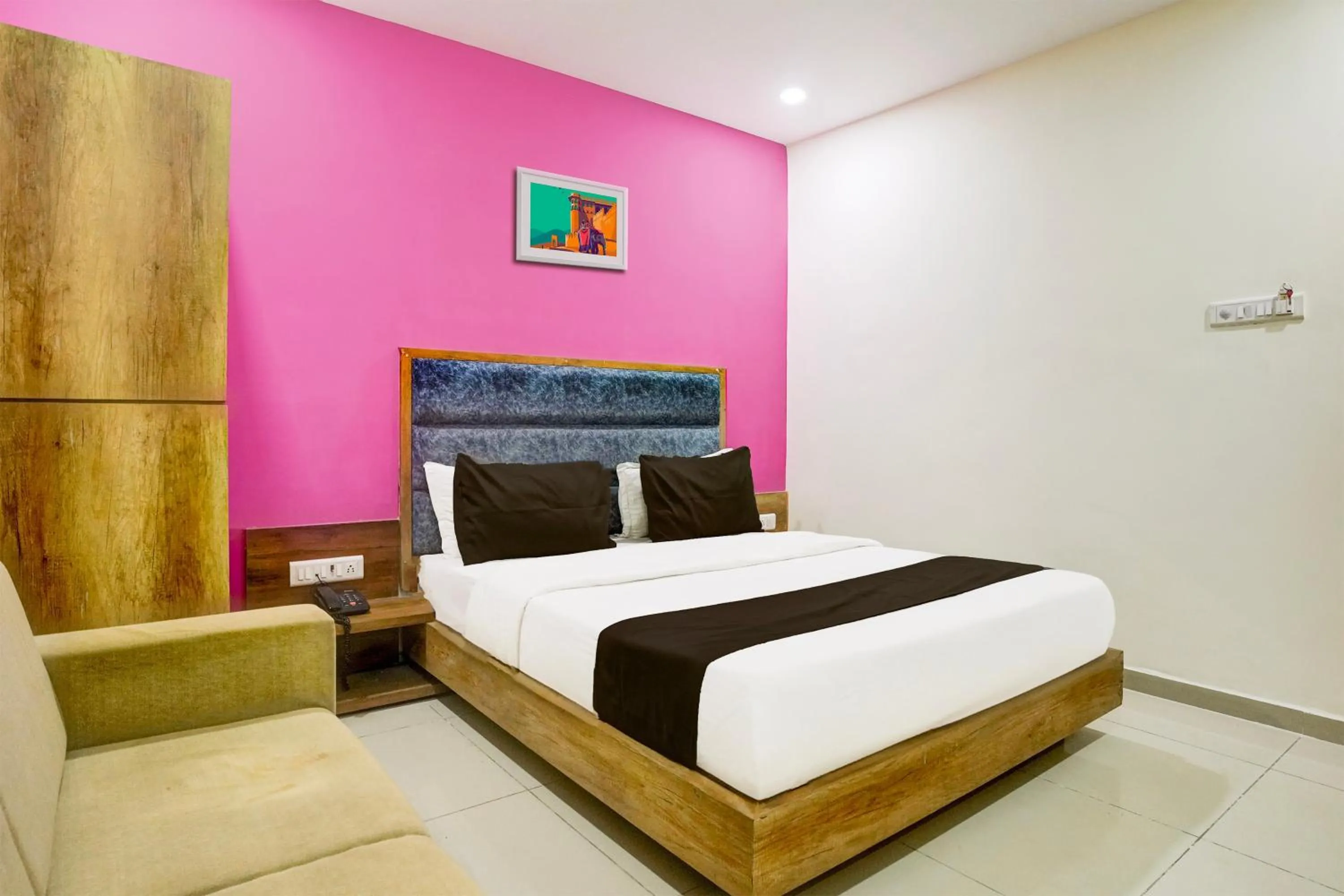 Bedroom, Bed in Hotel O RR Hotel