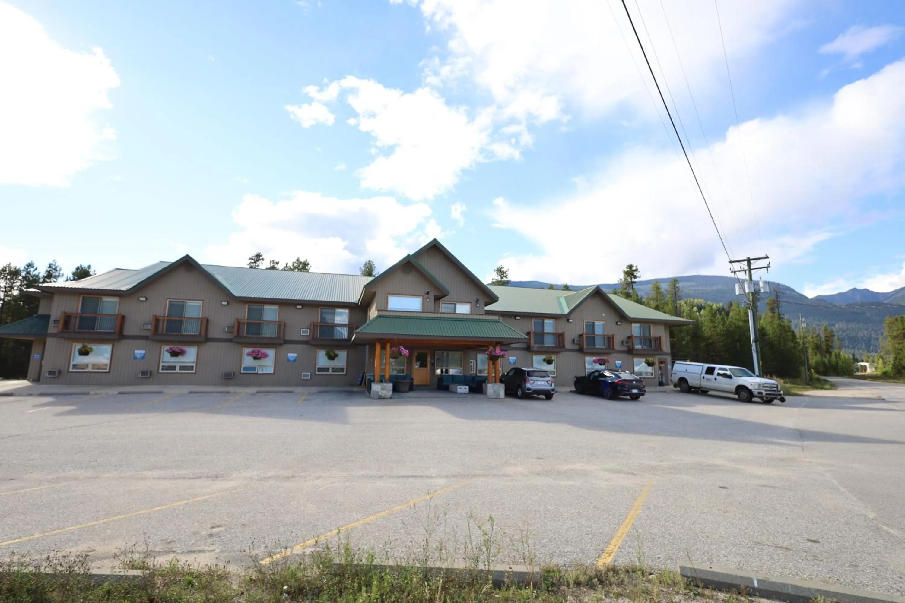 Glacier Mountain Lodge