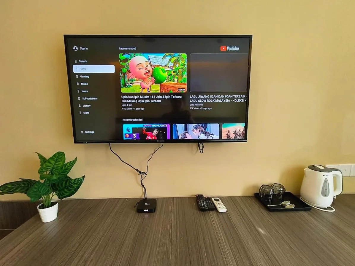 TV and multimedia in Emerald Homes Cozy Homestay at Ion Delemen Genting Highlands