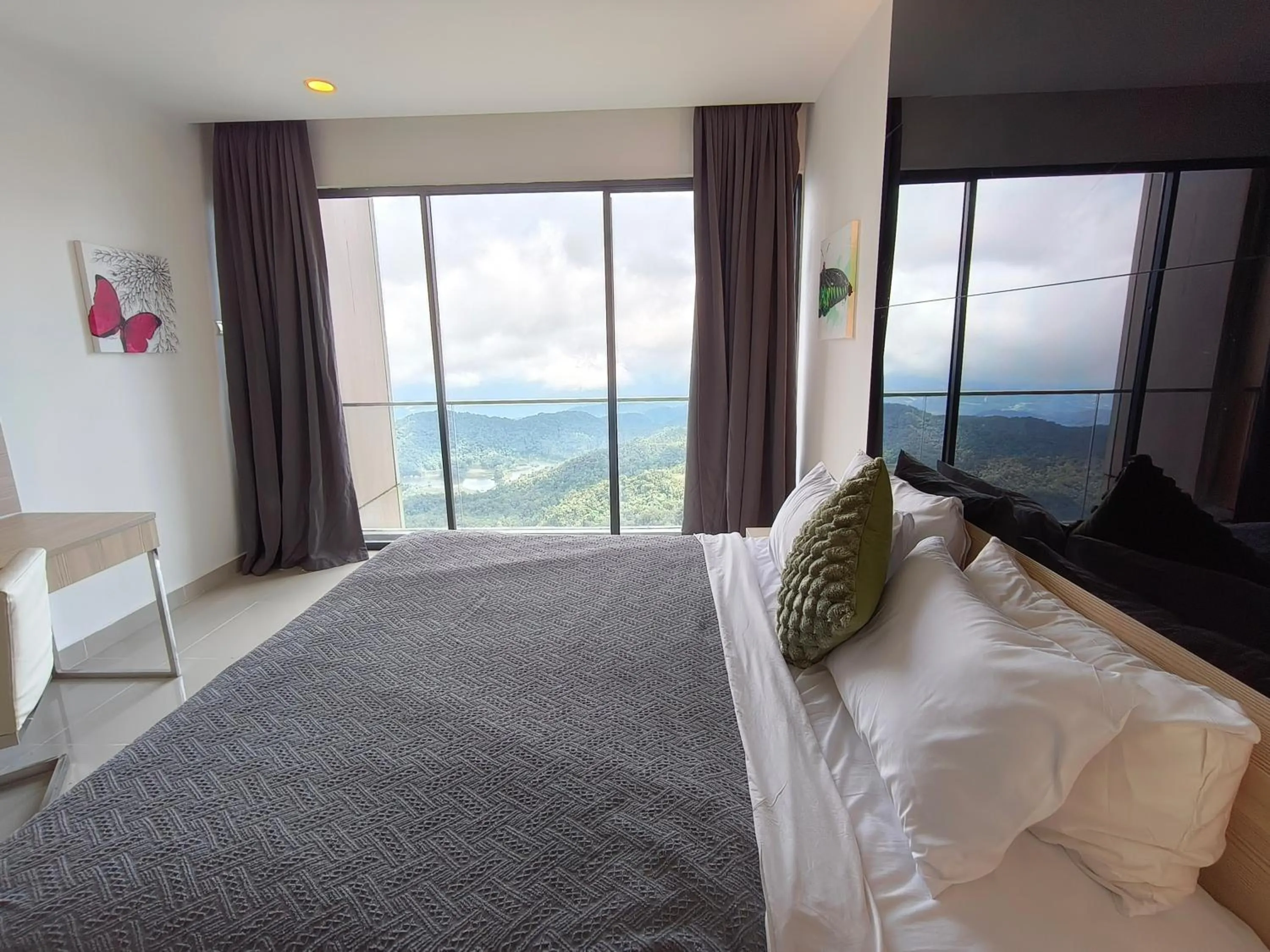 Bed in Emerald Homes Cozy Homestay at Ion Delemen Genting Highlands