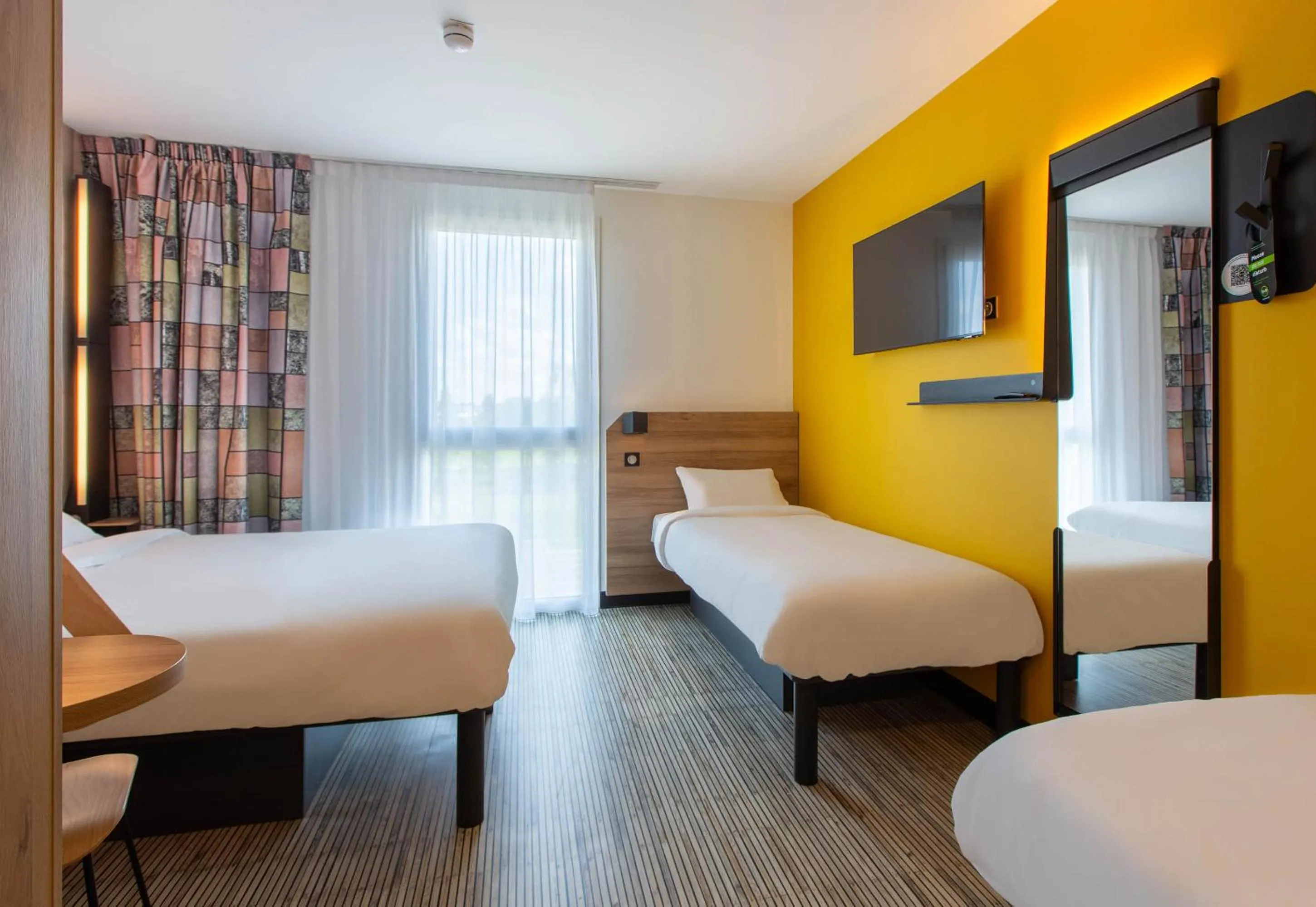 Bedroom, Bed in B&B HOTEL Orléans Saran