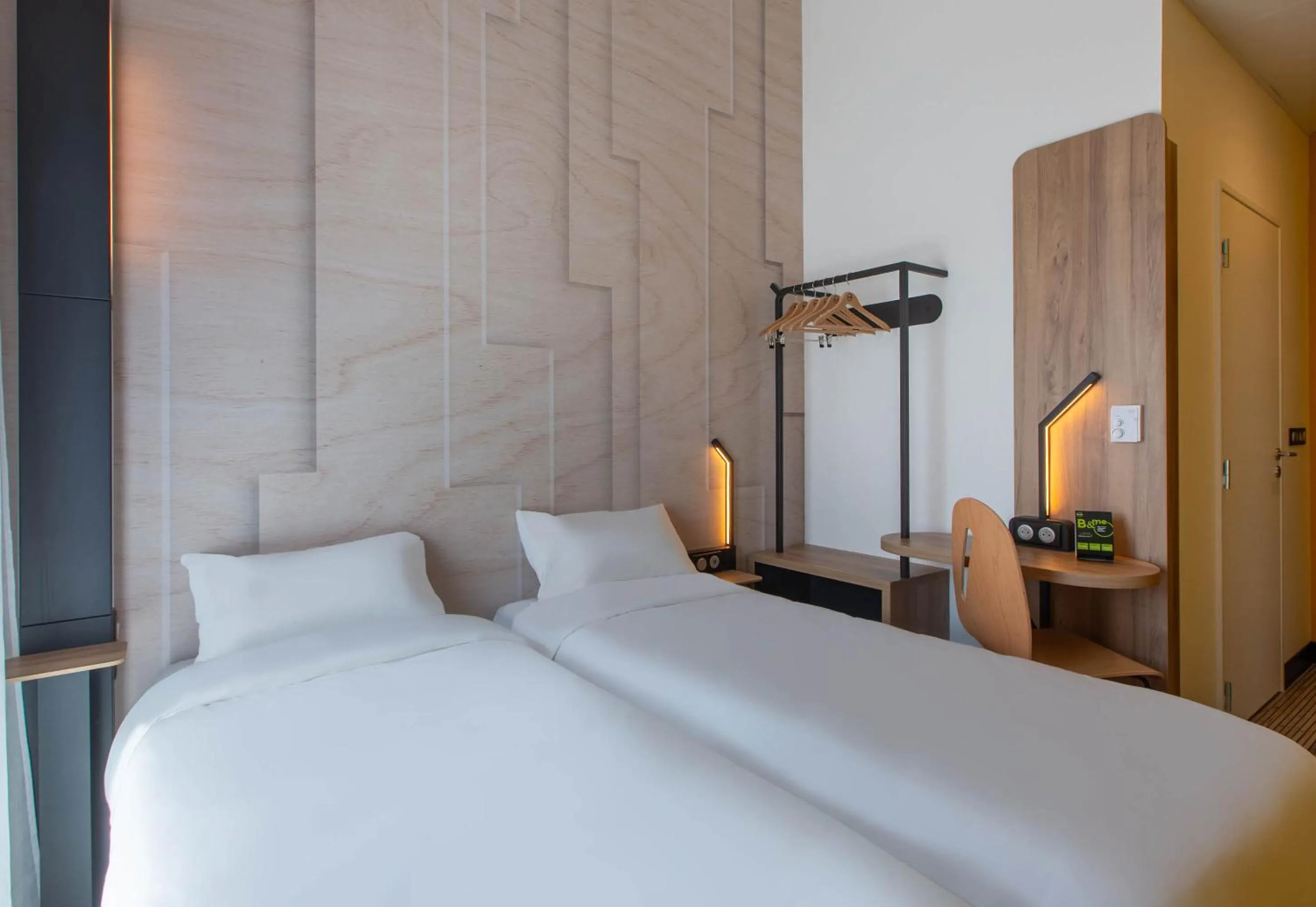 Bedroom, Bed in B&B HOTEL Orléans Saran