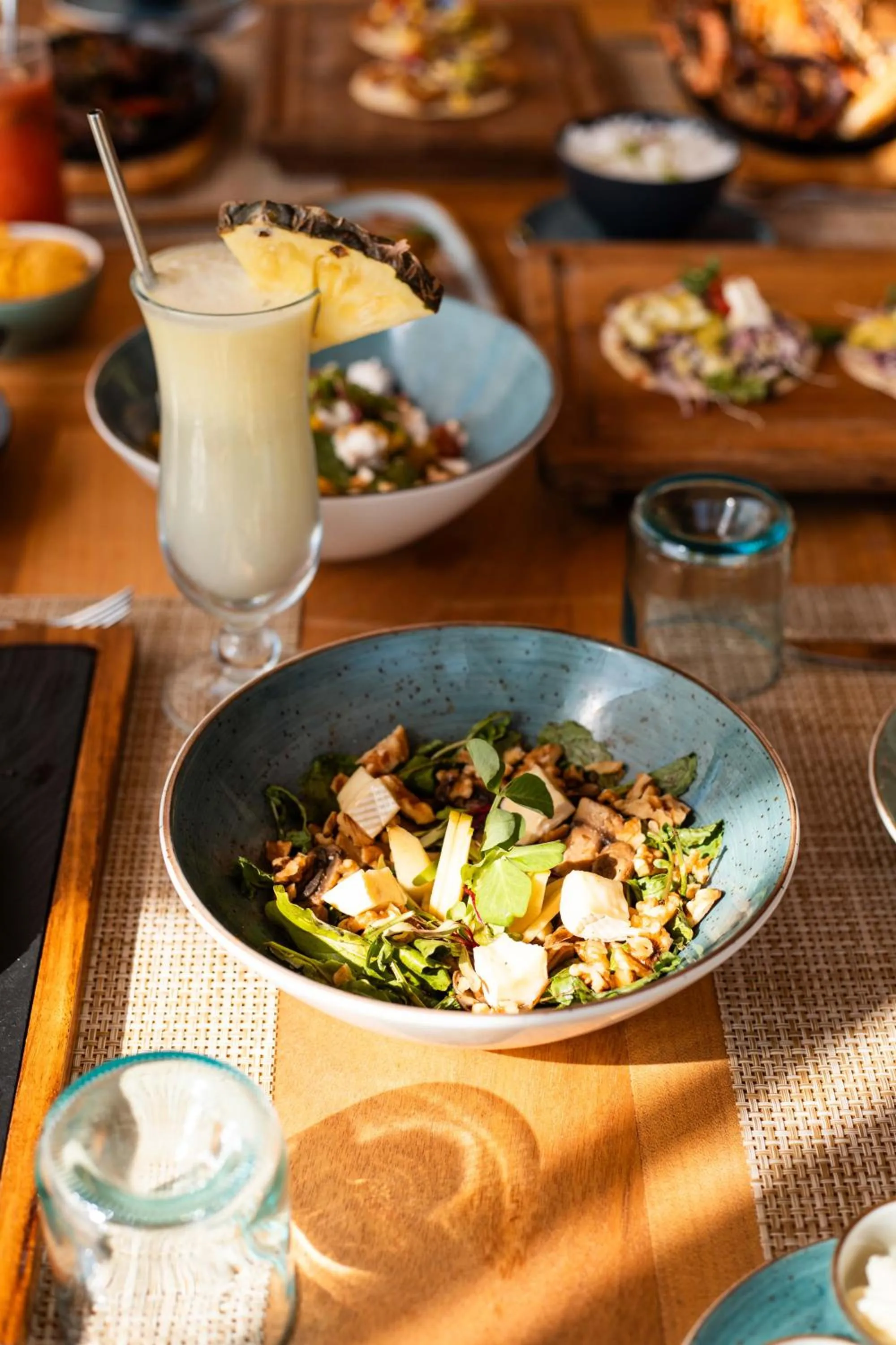 Food and drinks in Samawa Living