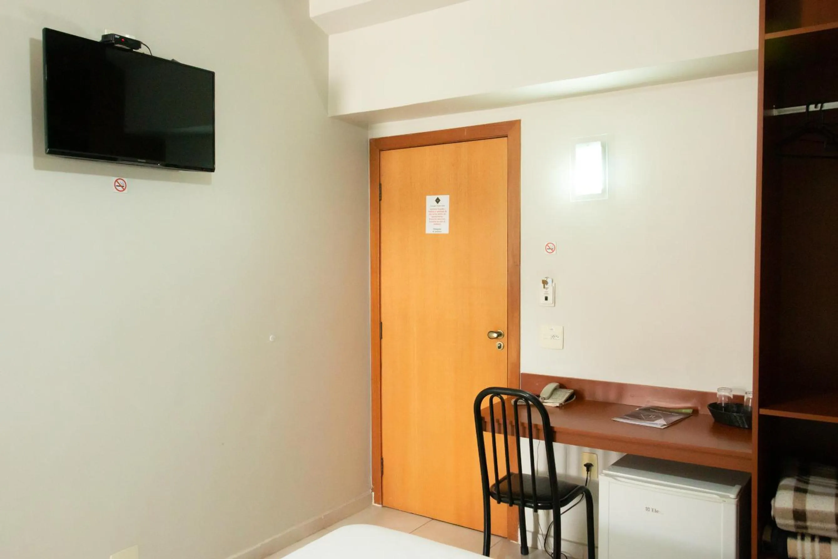 TV and multimedia in Contagem Centro Hotel