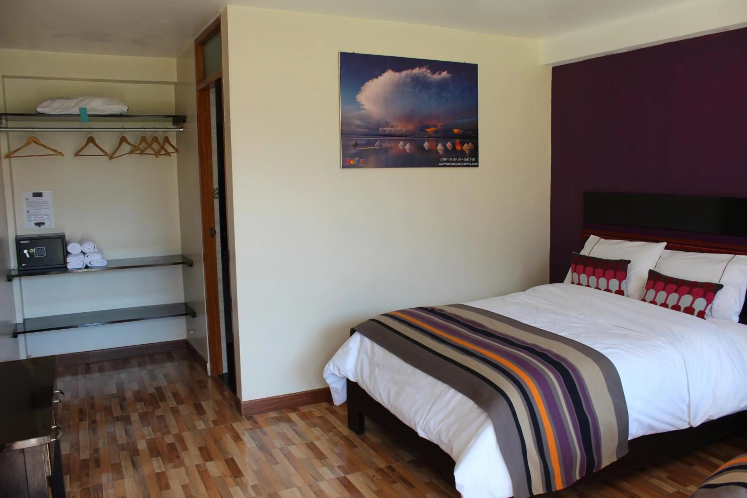 Photo of the whole room, Bed in Hotel Tierra Inka Sacred Valley