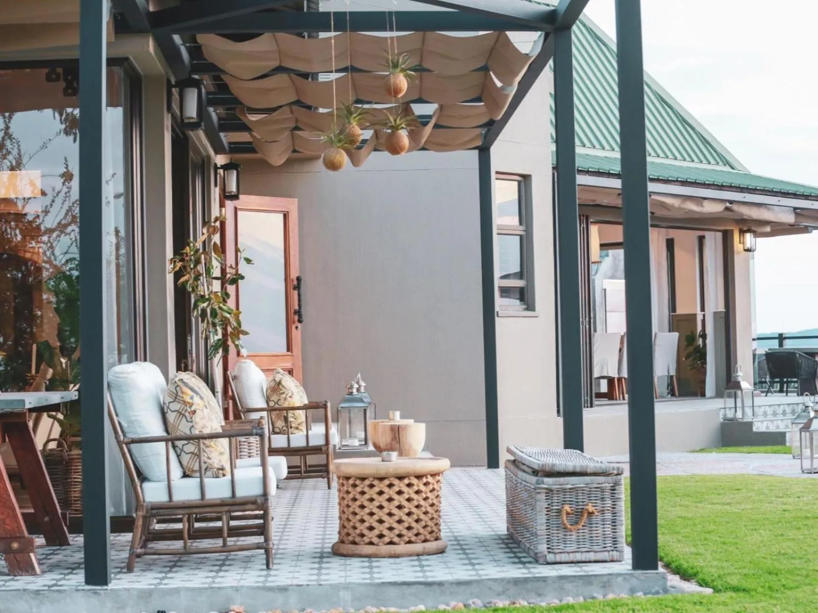 Otjiwa Mountain Lodge