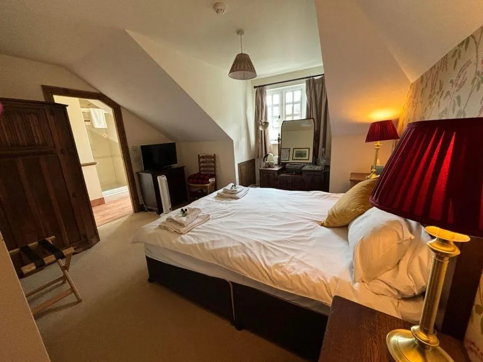 Bedroom in True Lovers Knot, Tarrant Keyneston