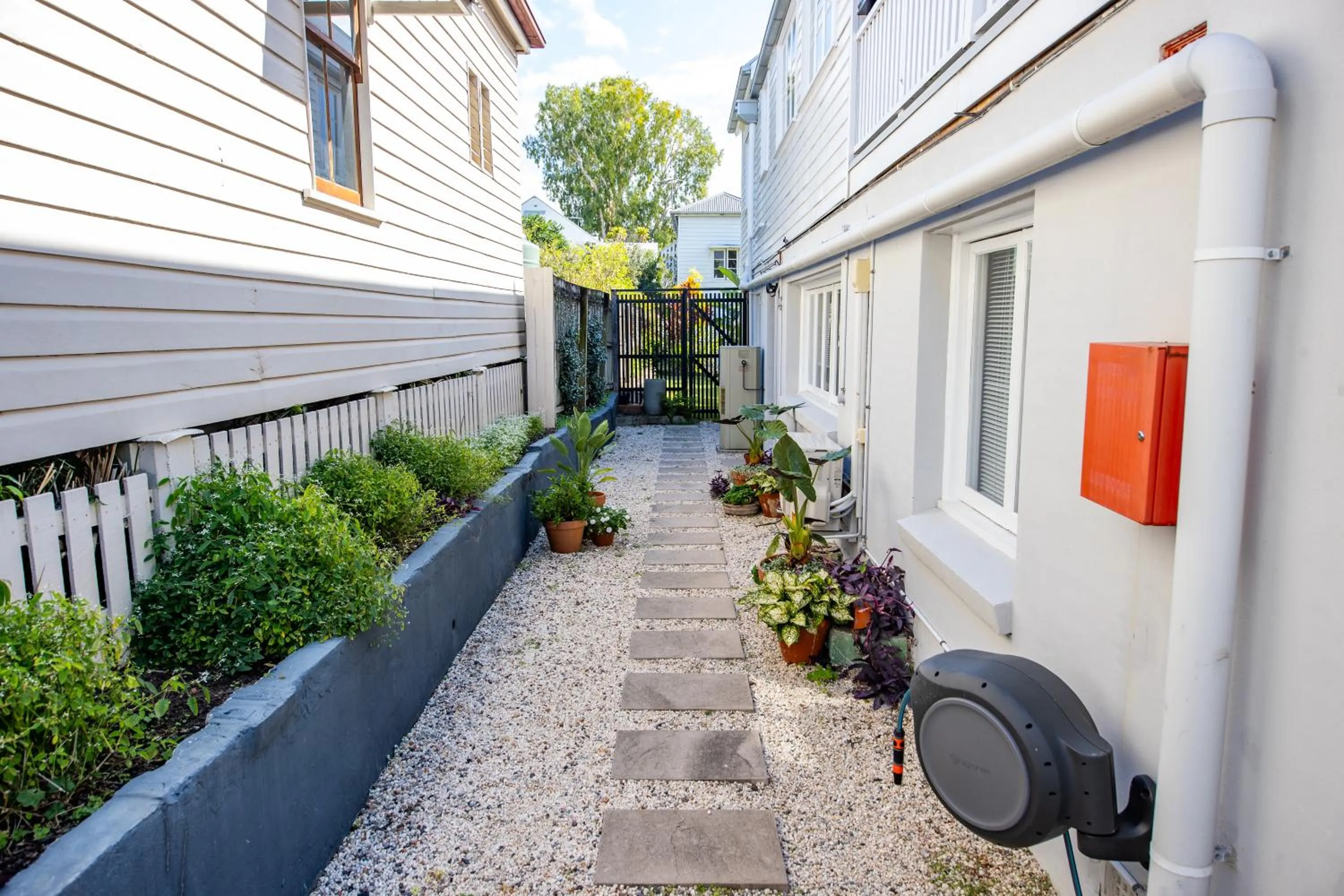 Facade/entrance in Heal House