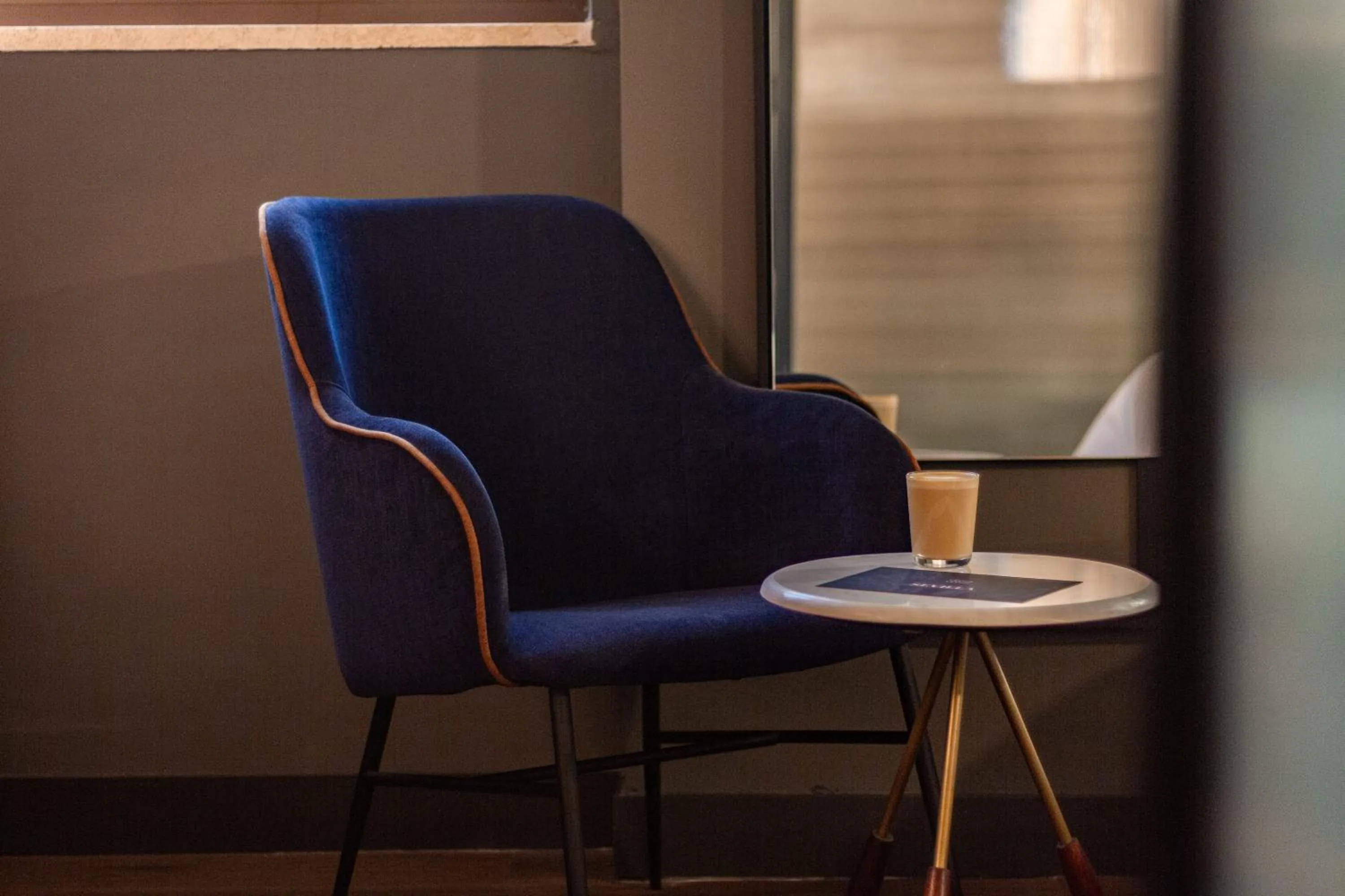 Seating area in Letoh Letoh Sevilla