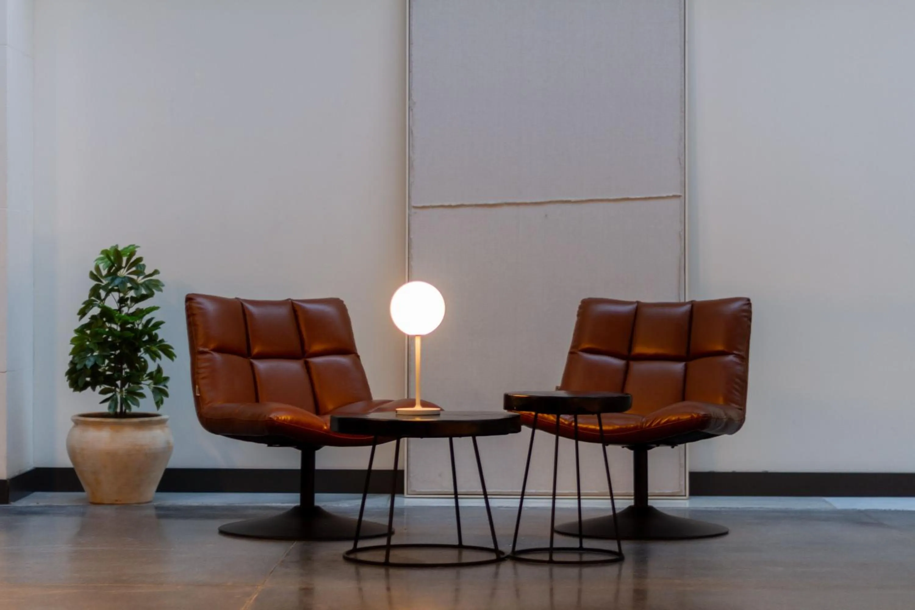 Seating area in Letoh Letoh Sevilla