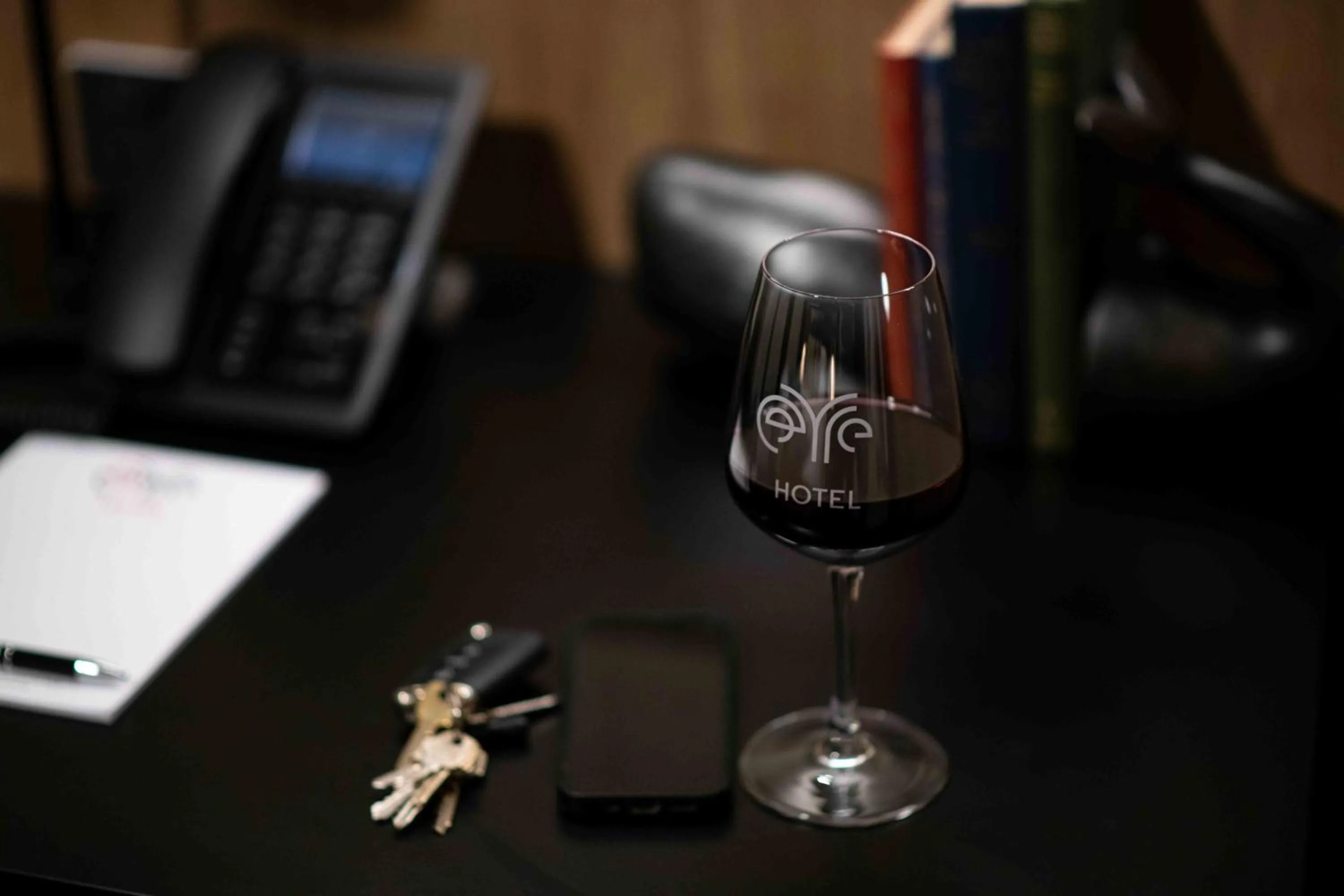 Drinks in Eyre Hotel