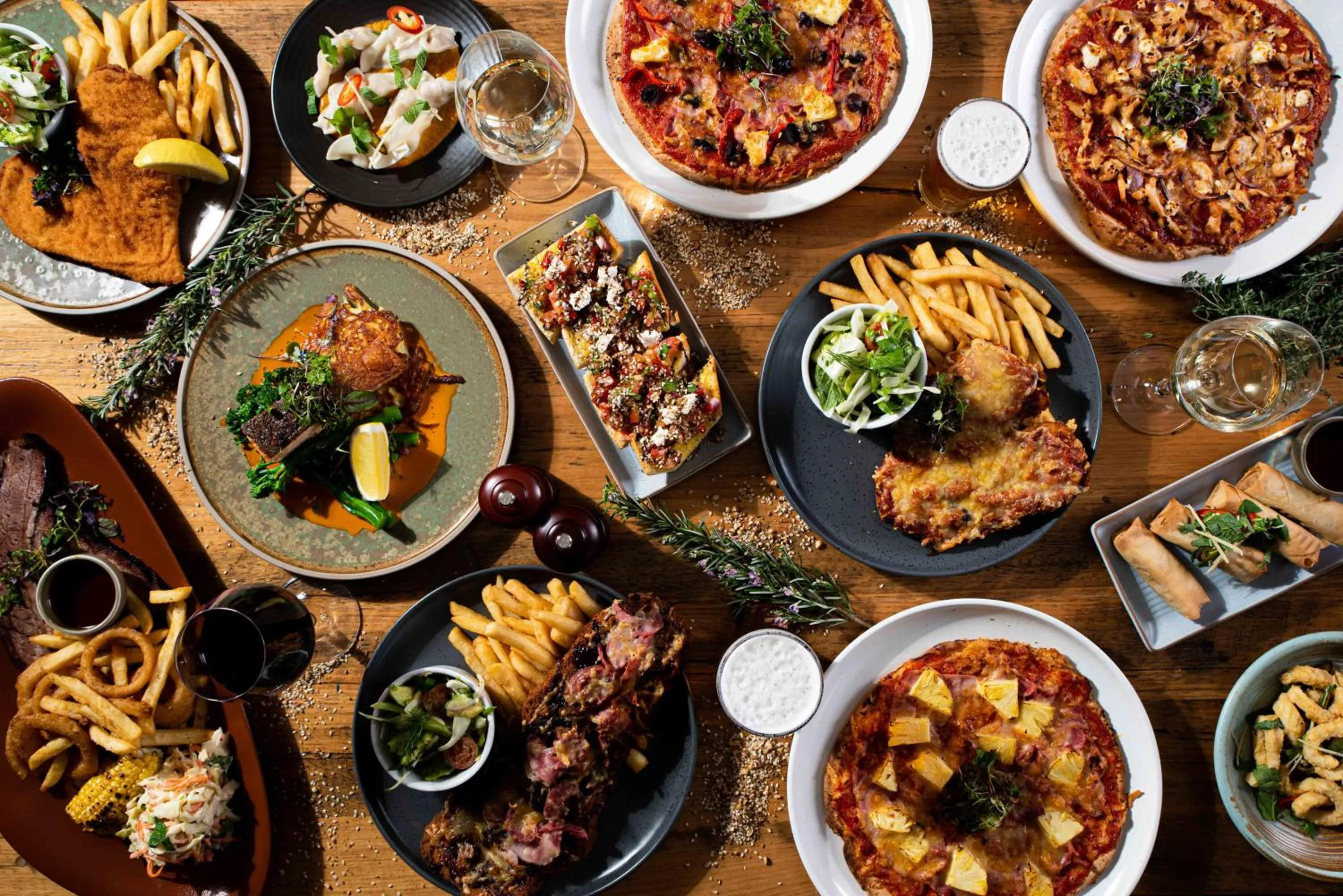 Restaurant/places to eat in Eyre Hotel