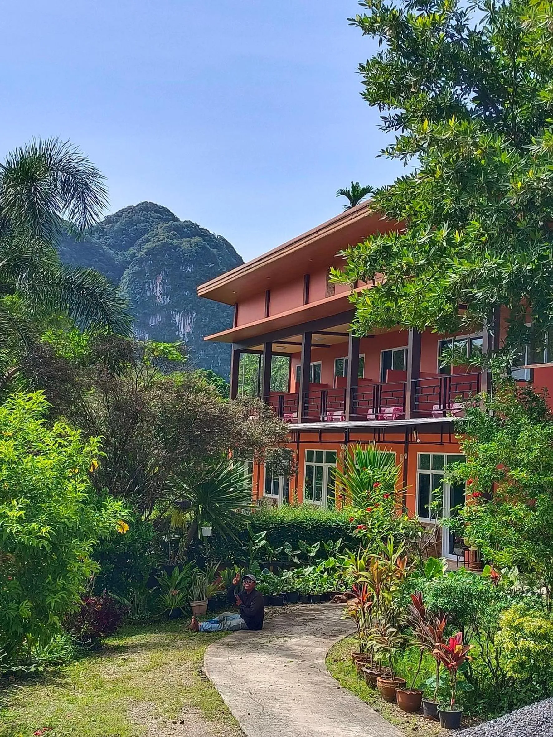 Garden in Khao Sok Country Resort