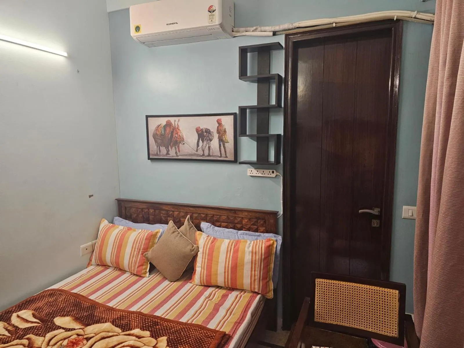 Bed in Sky Bloom Luxury Homestay