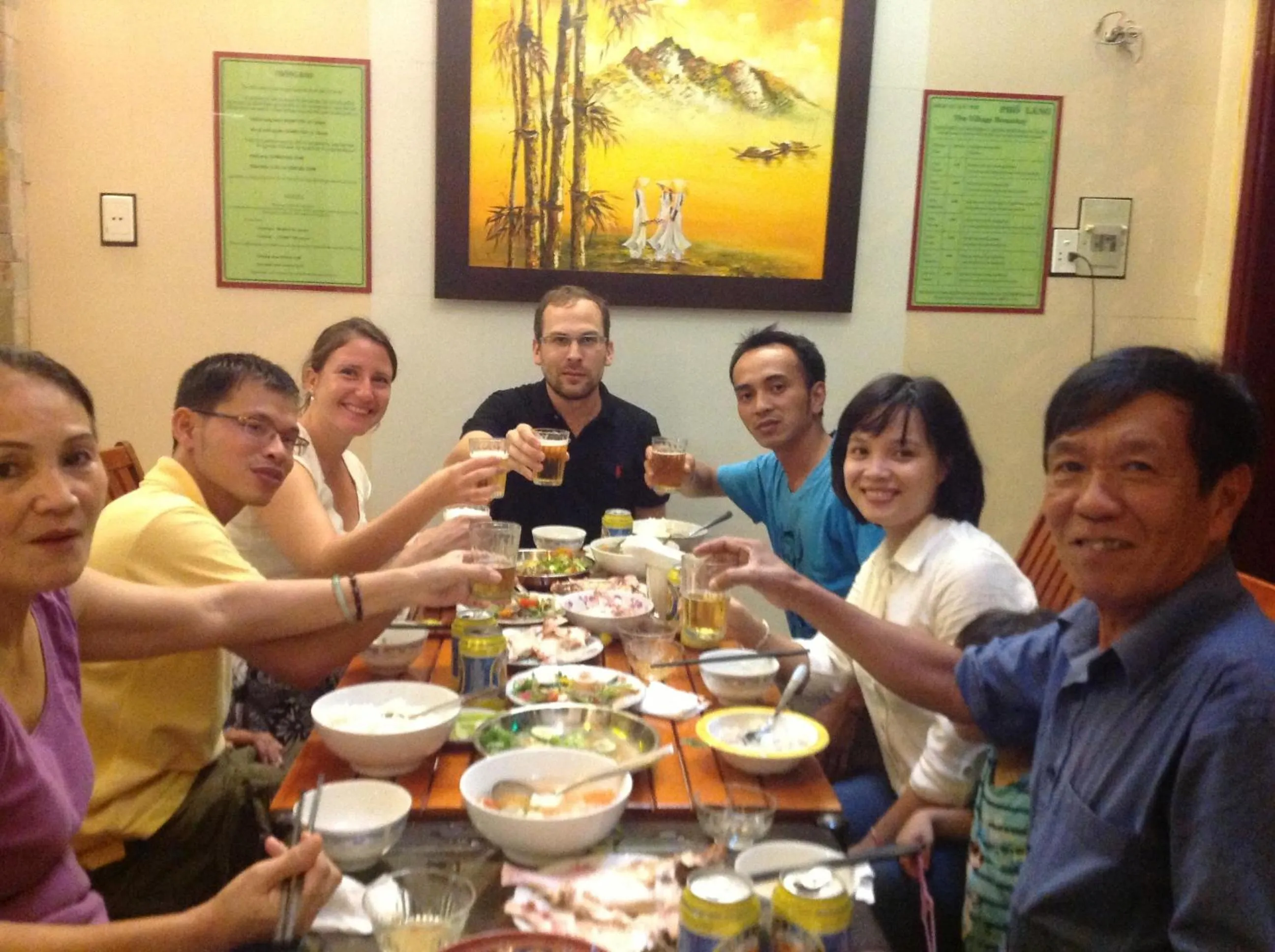 Restaurant/places to eat in The Village Homestay