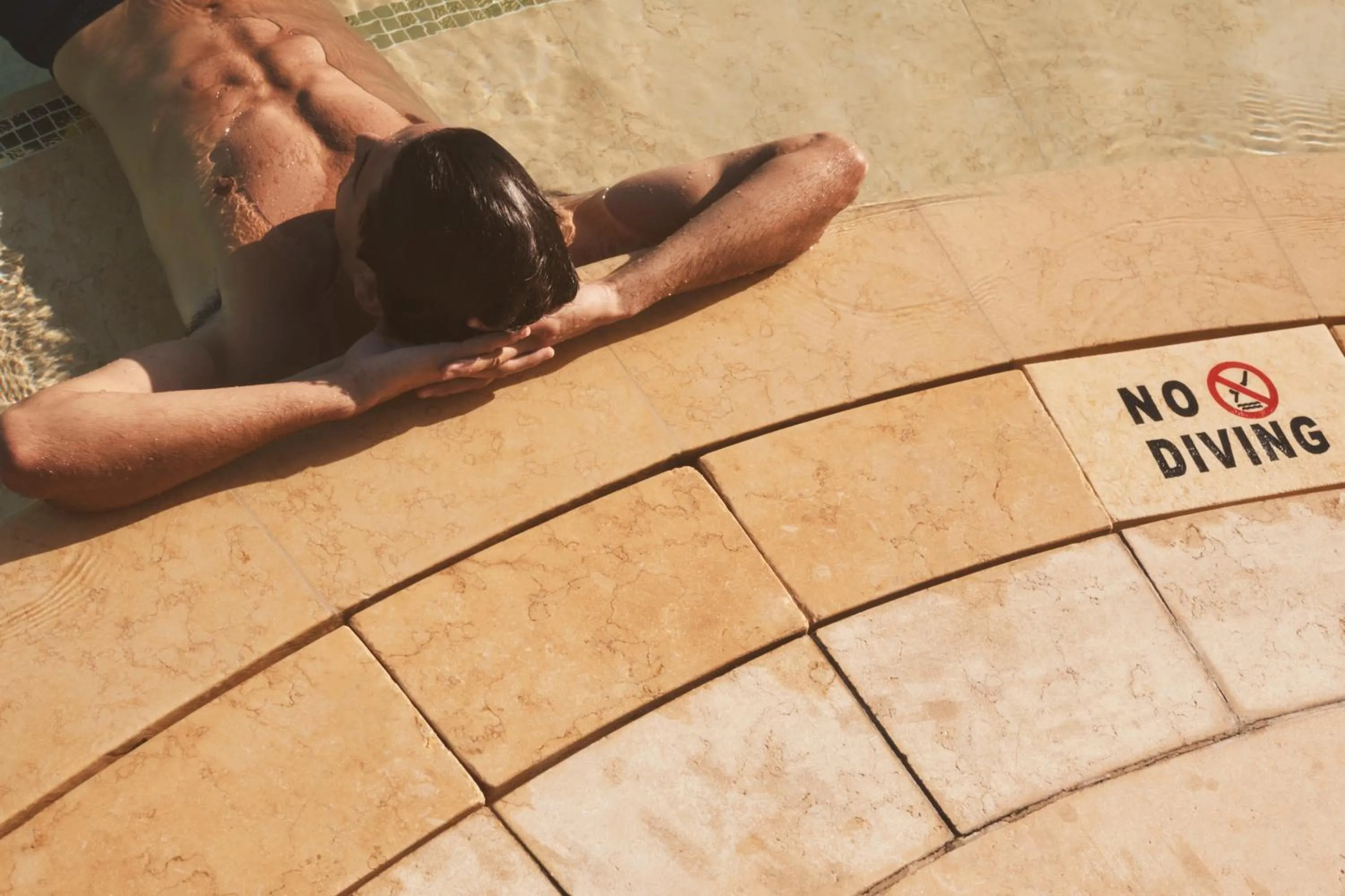 Swimming pool in Four Seasons Resort Dubai at Jumeirah Beach