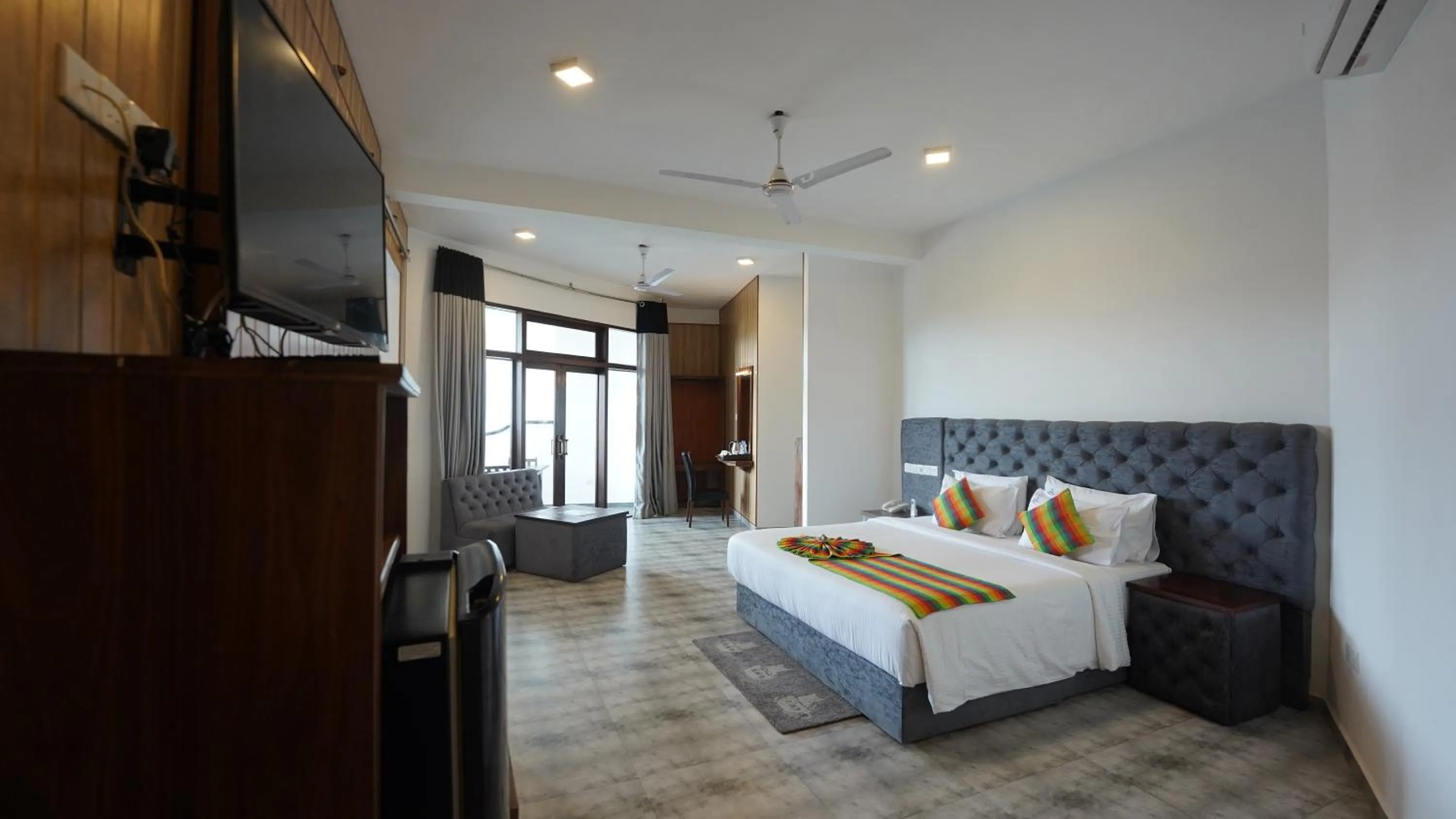 Bedroom, Bed in Randiya Sea View Hotel