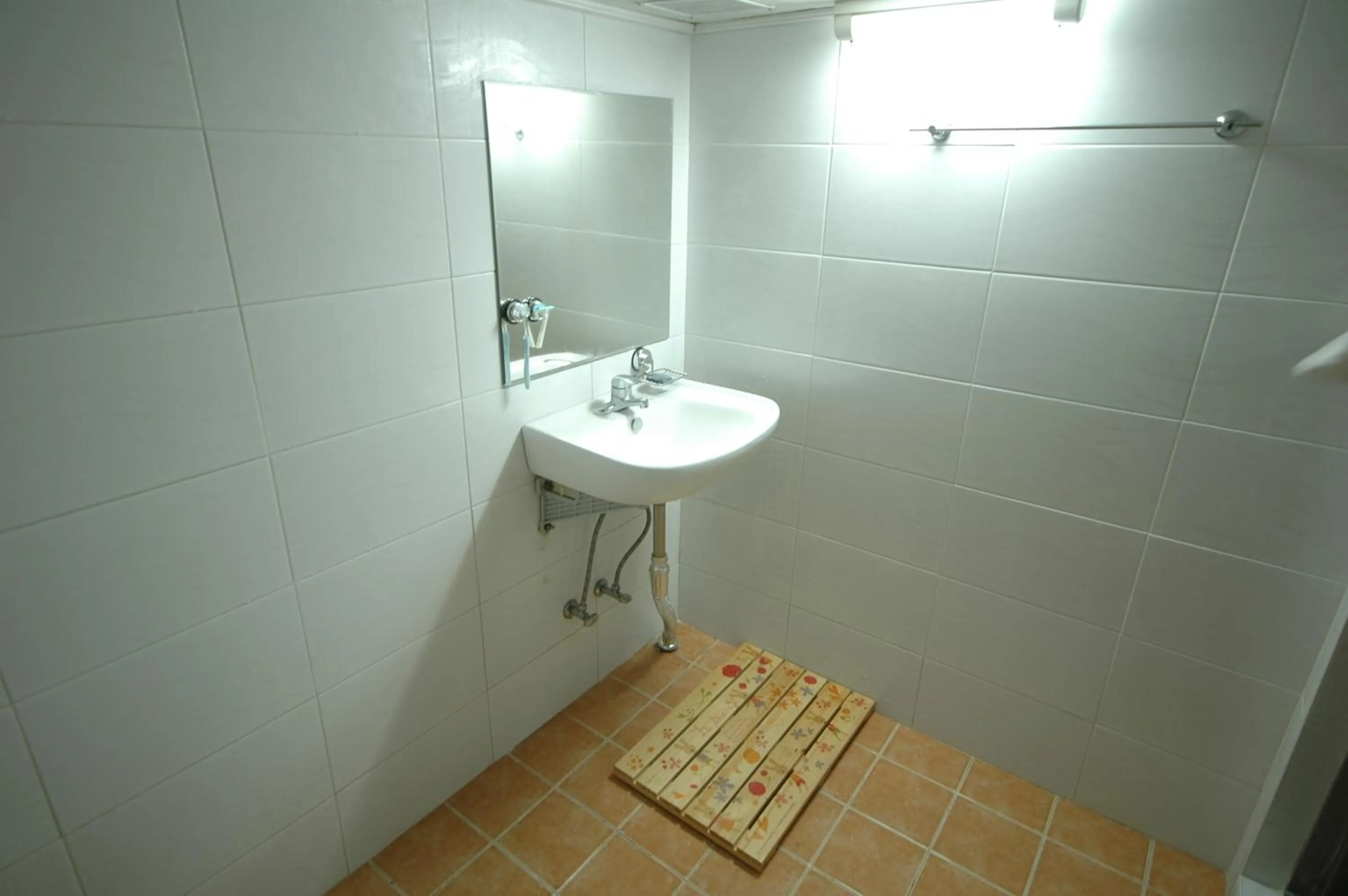 Toilet in Appletree Guesthouse