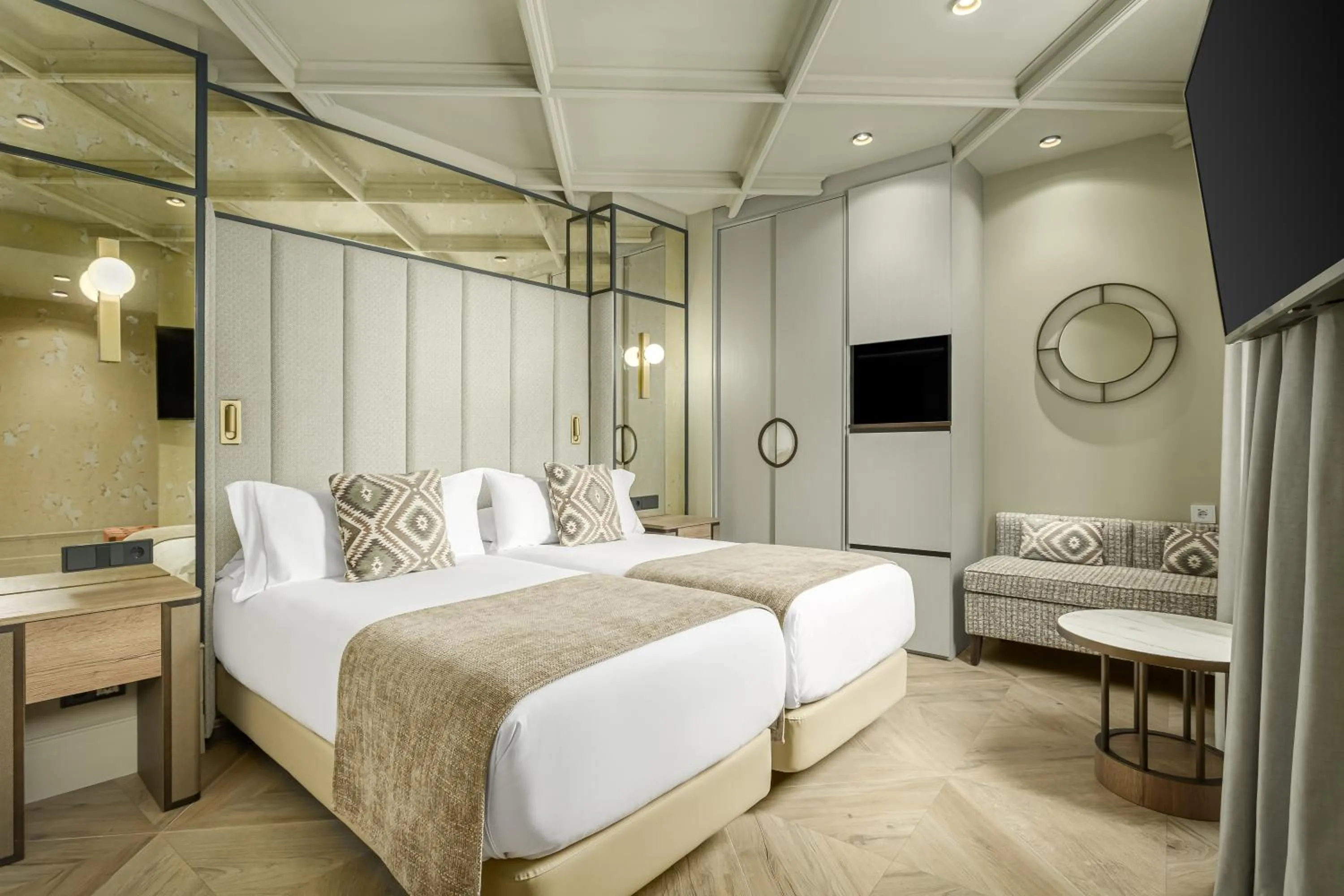 Bedroom, Bed in Room Mate Leo, Granada