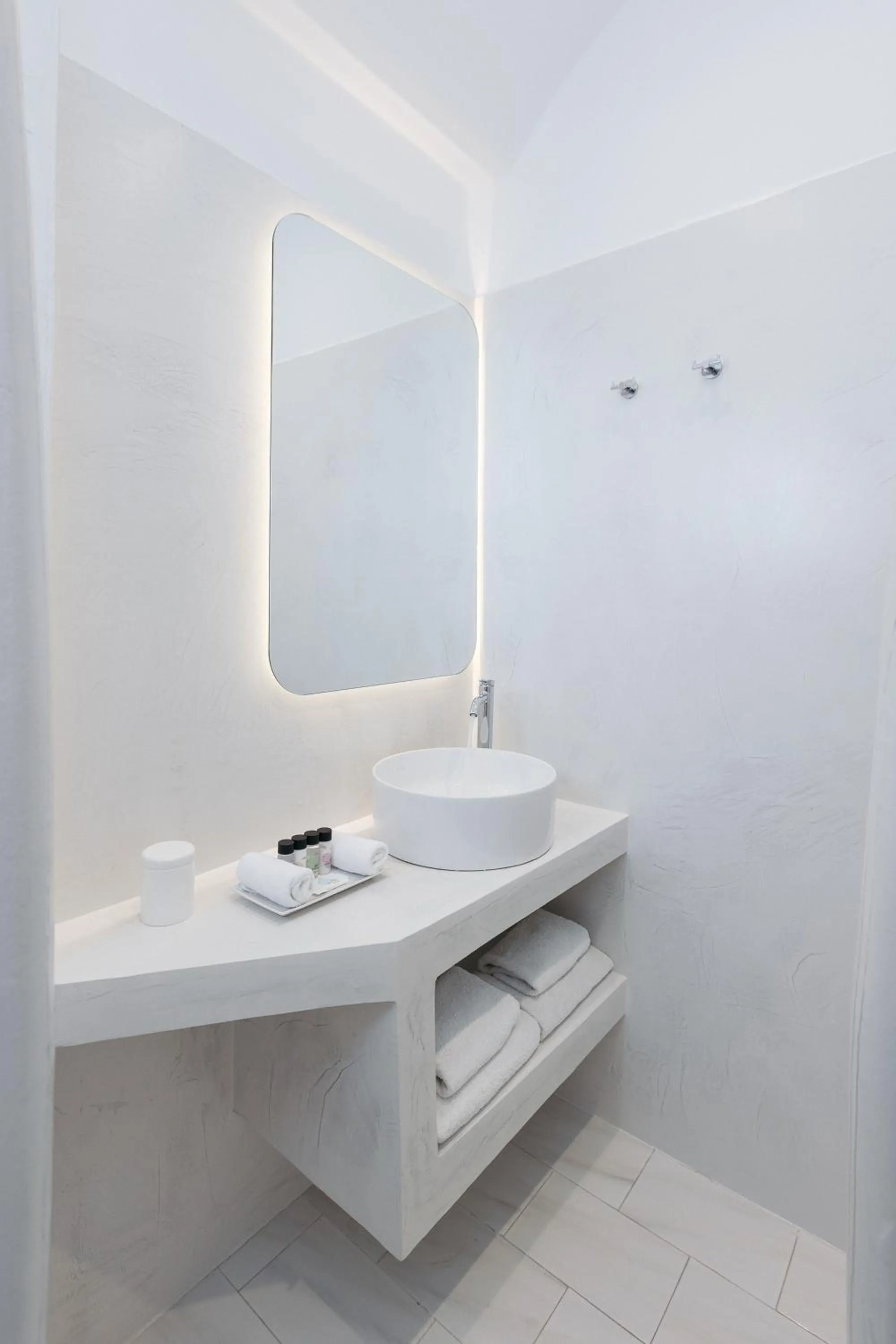 Shower in Nevma Suites