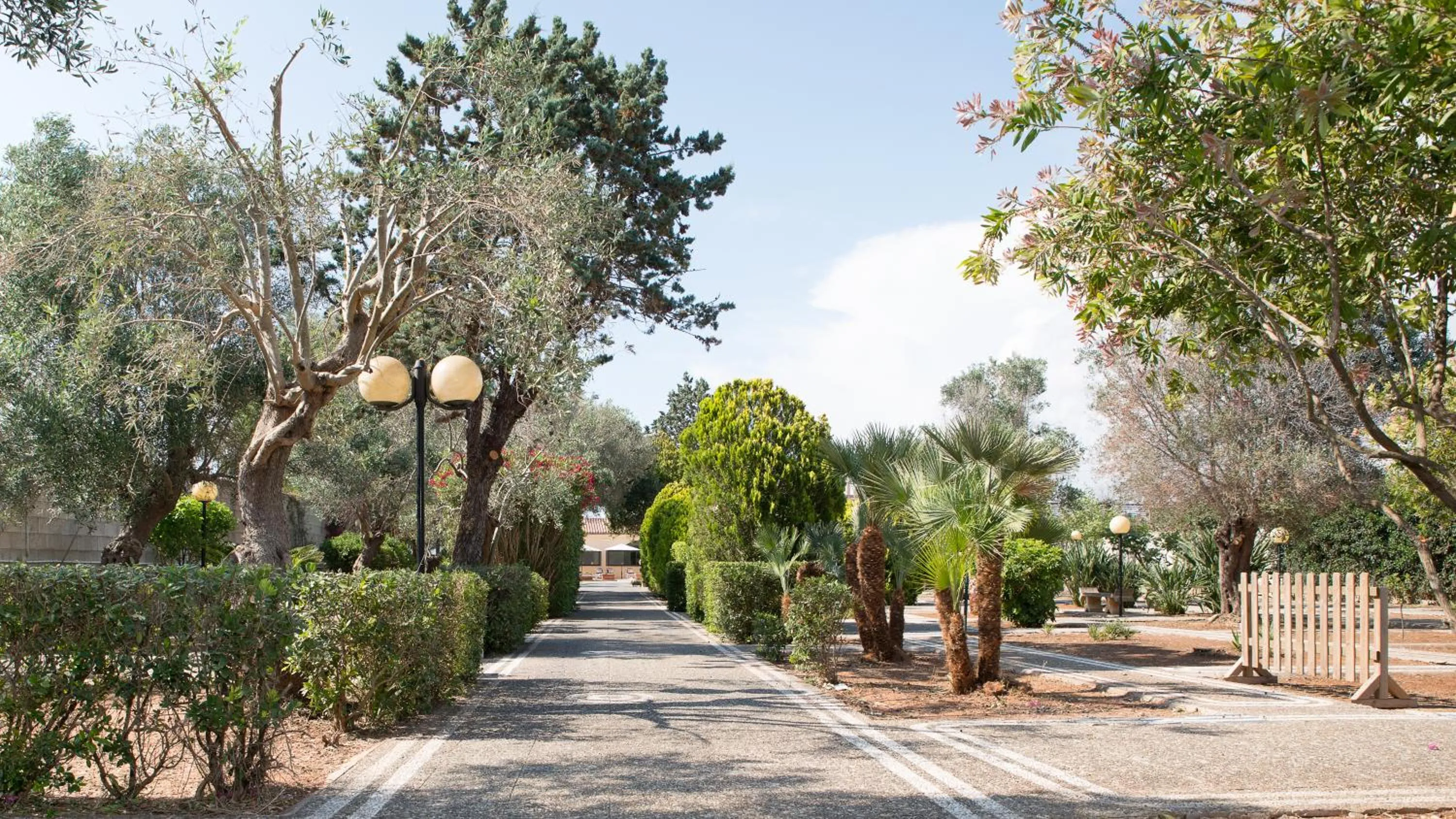 Garden in Hotel Villa Costes
