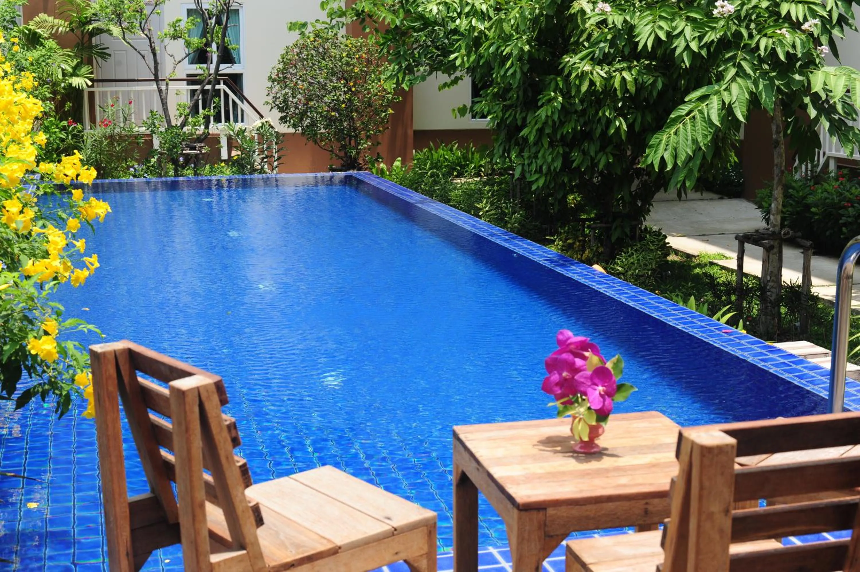 Swimming pool in U Tiny Boutique Hotel Suvarnabhumi Bangkok - SHA Plus