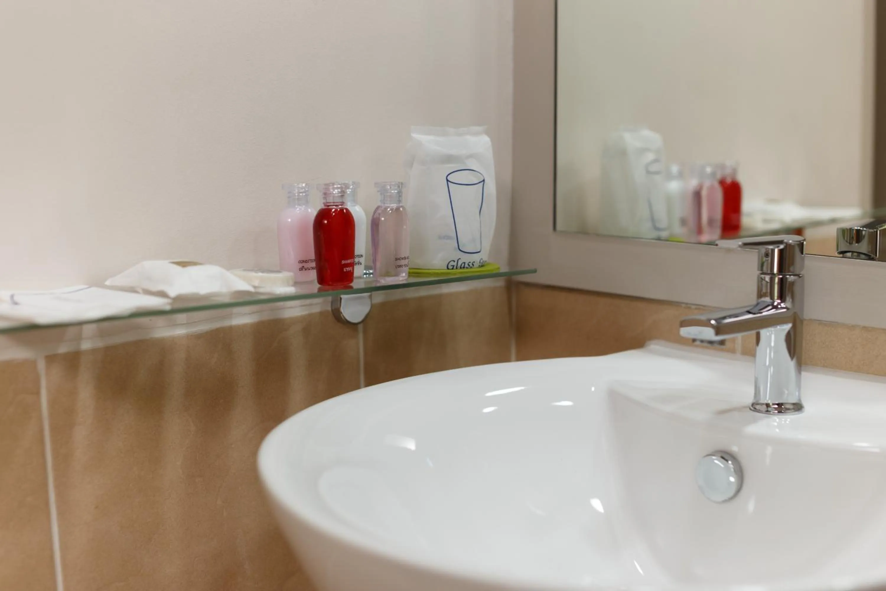 Bedroom in U Tiny Boutique Hotel Suvarnabhumi Bangkok - SHA Plus