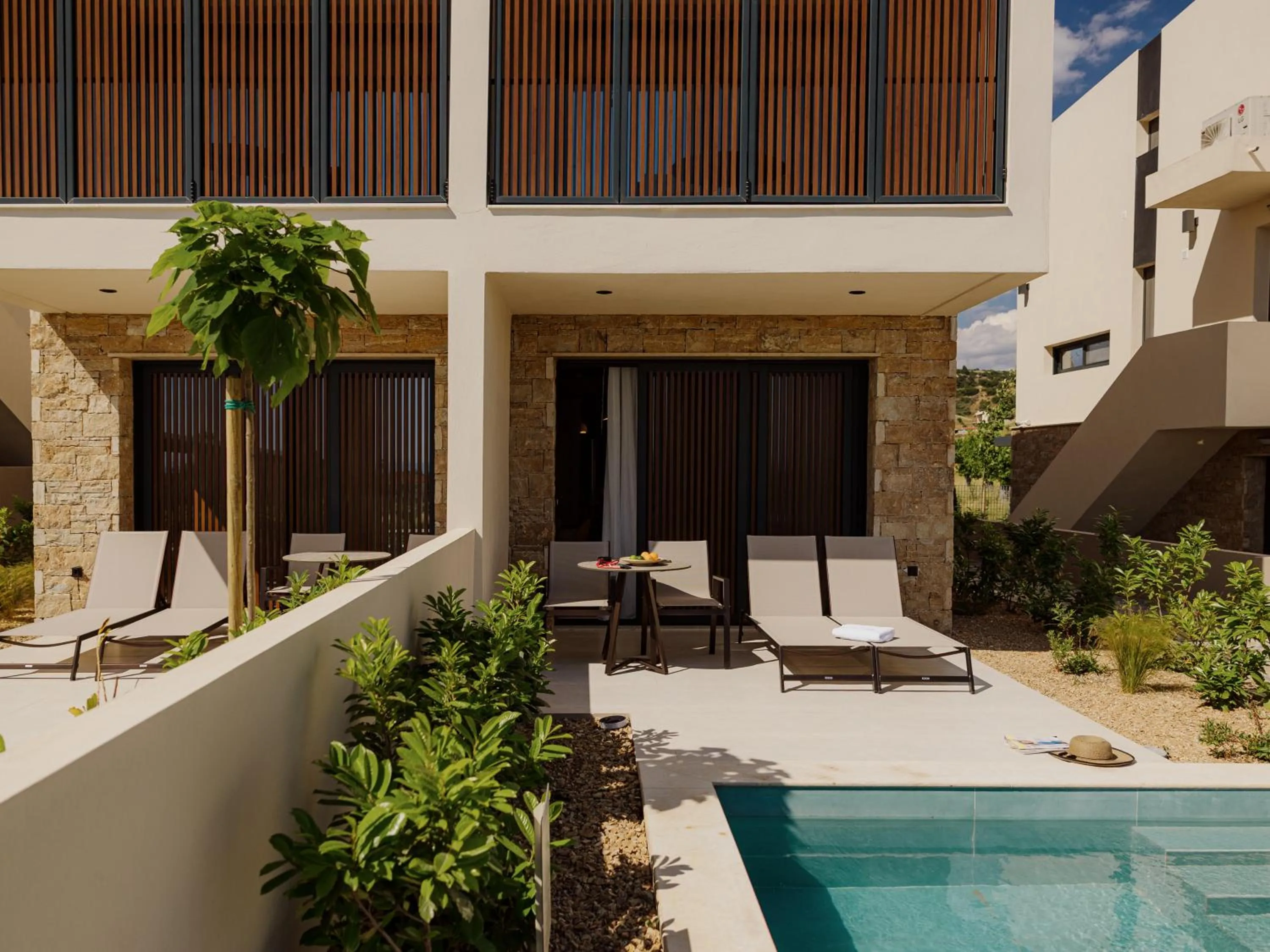 Anore Luxury Suites