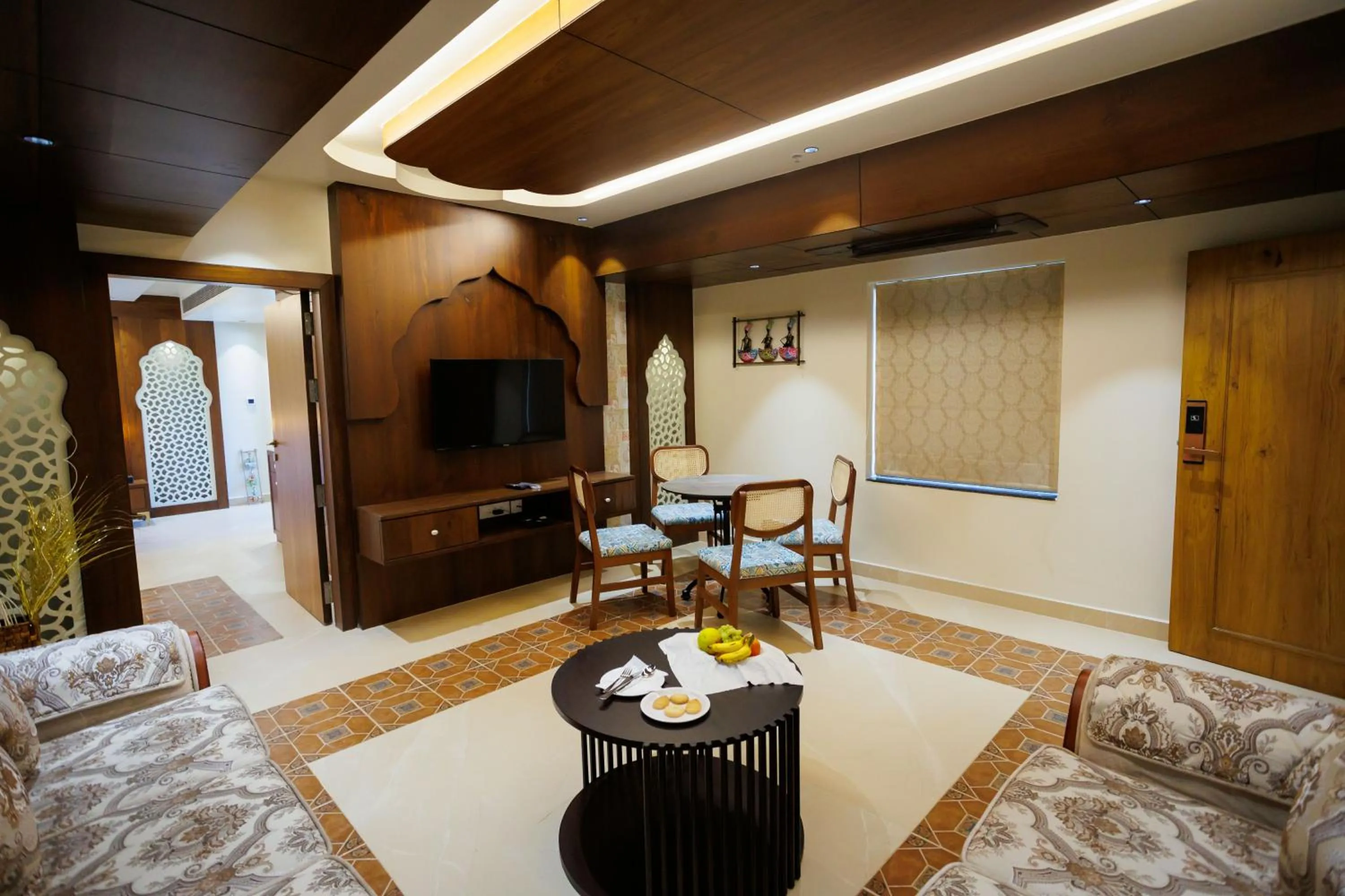 AJ GRAND ELITE HOTEL