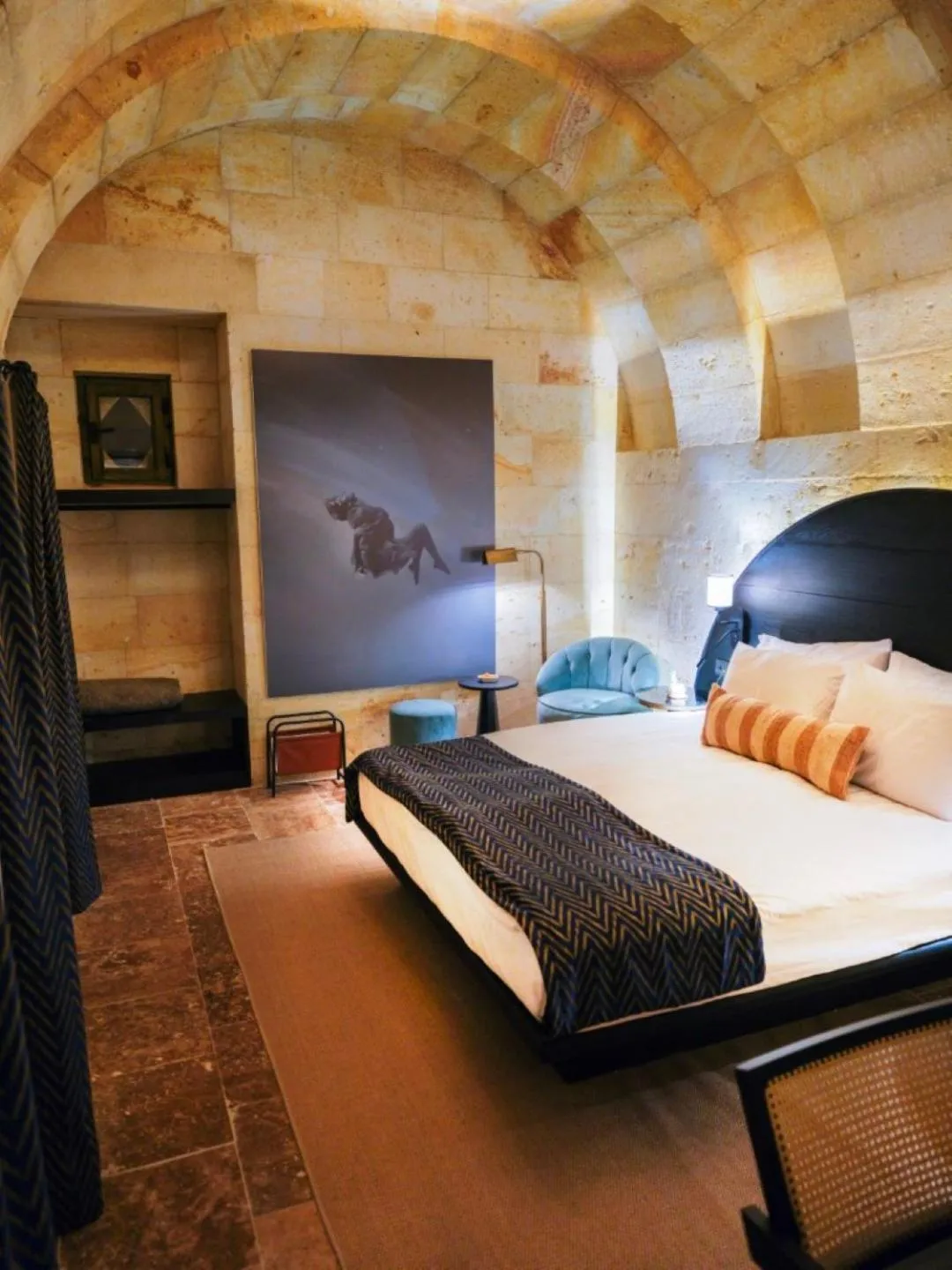 Photo of the whole room, Bed in Very Peri Cappadocia - The Lifestyle Luxury Design Hotel