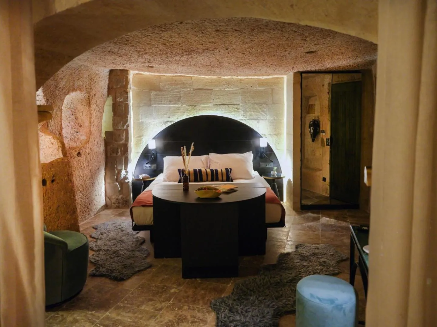 Bed in Very Peri Cappadocia - The Lifestyle Luxury Design Hotel