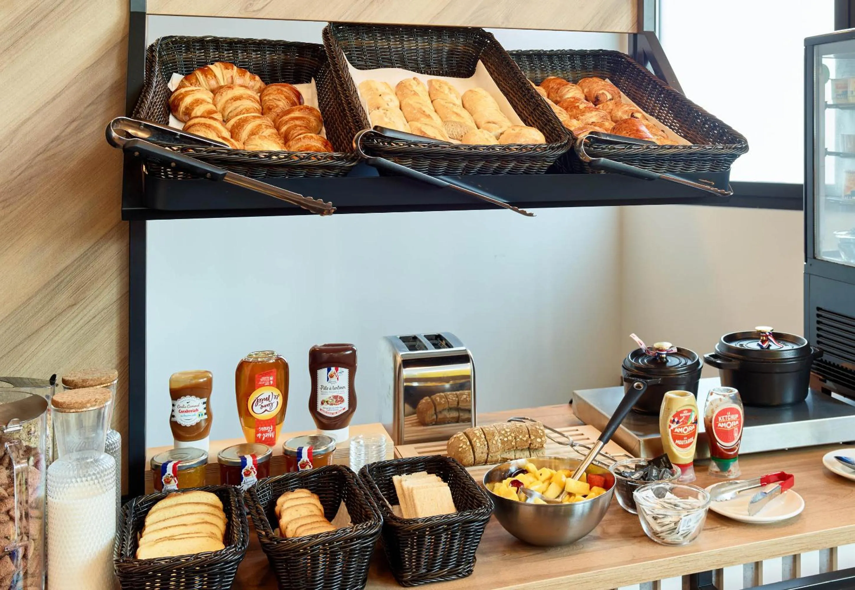 Breakfast in B&B HOTEL Paris Clichy-sous-Bois 3 étoiles