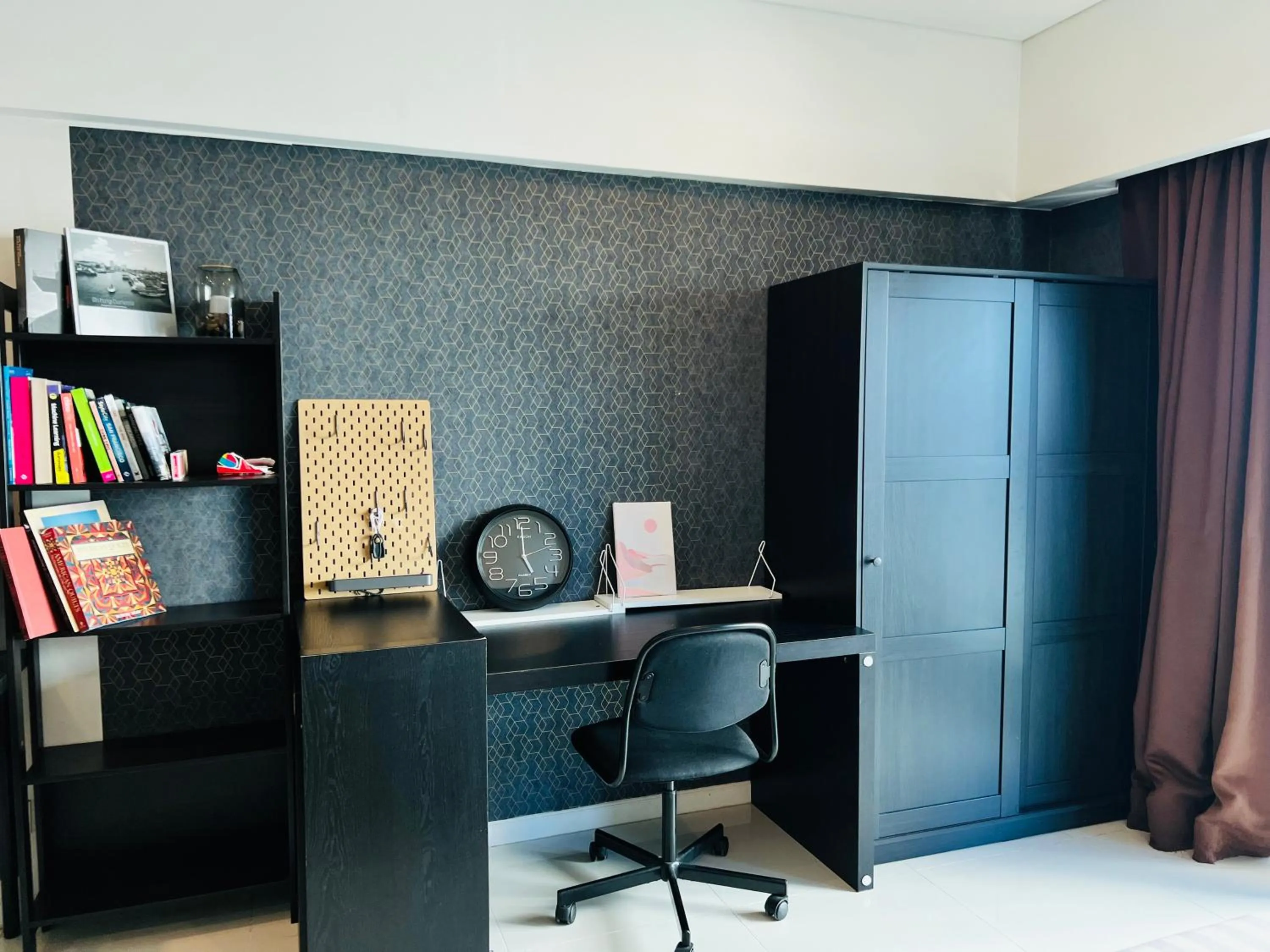 Library in Mercu Summer Suites KLCC By Sweet Home