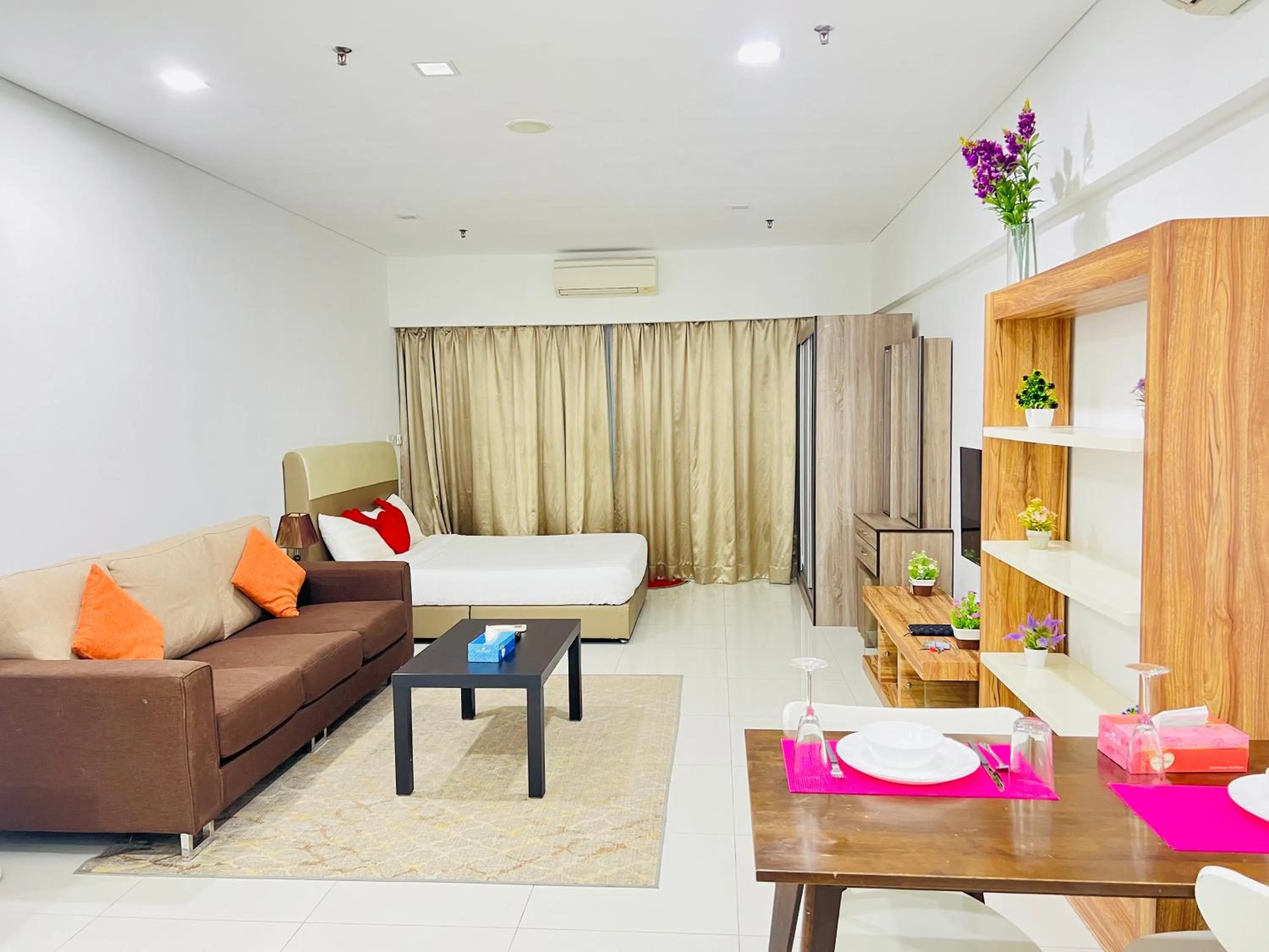 Kitchen or kitchenette in Mercu Summer Suites KLCC By Sweet Home