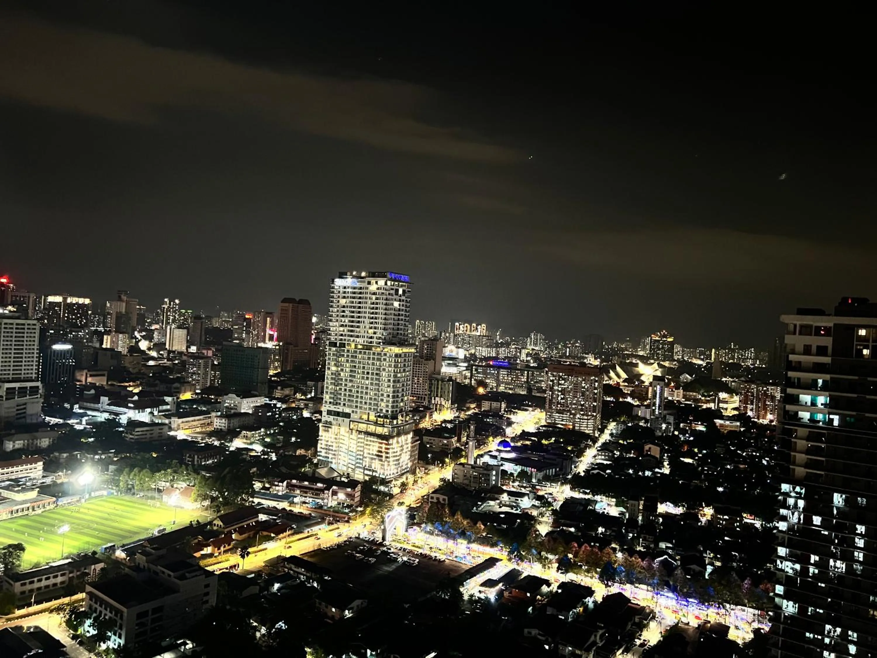 Night in Mercu Summer Suites KLCC By Sweet Home