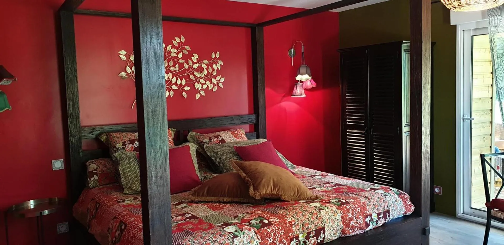 Bed in Aux murmures de la nature B&B