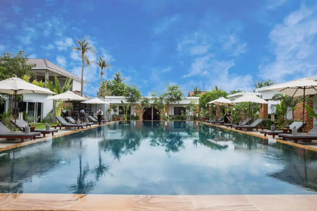 Swimming pool in Le Mayansa Resort