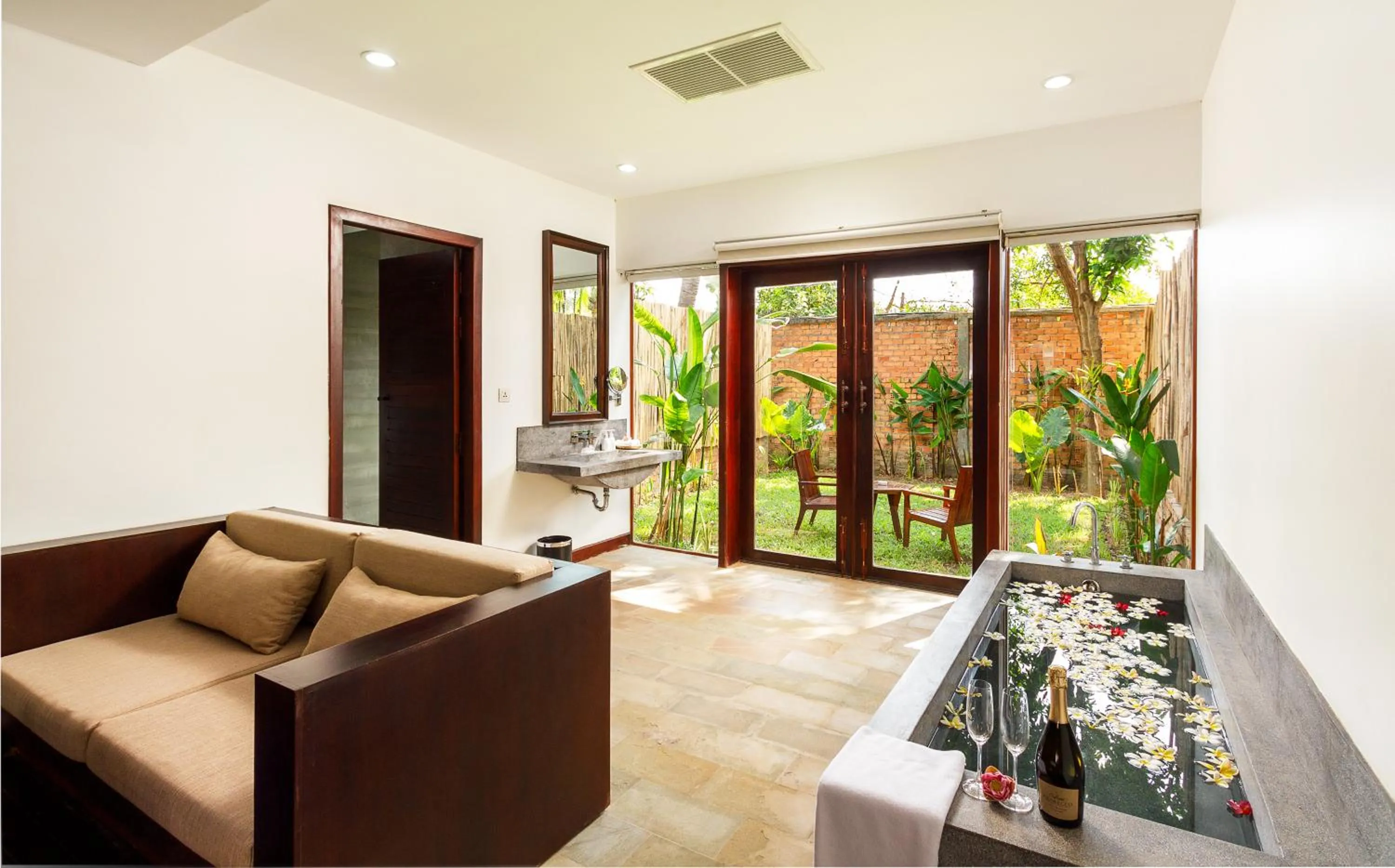 Garden in Le Mayansa Resort