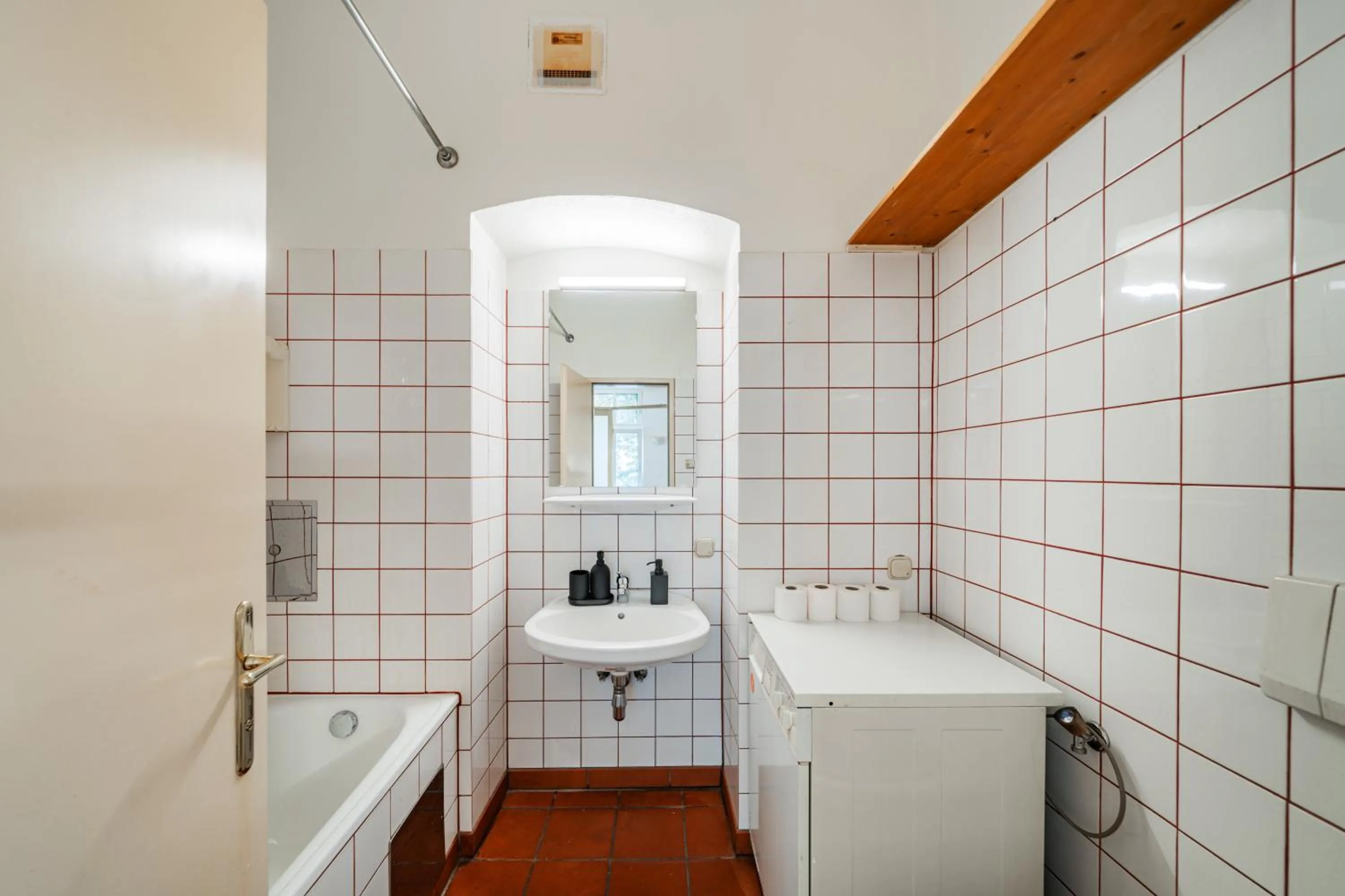 Bathroom in Urban Vienna Living - 18th District