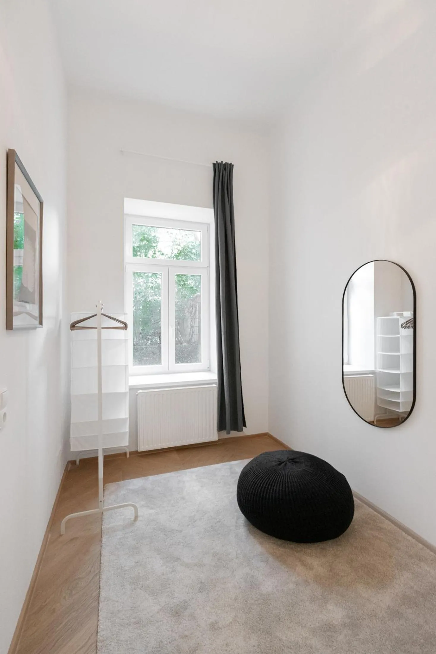 Bedroom, Bed in Urban Vienna Living - 18th District