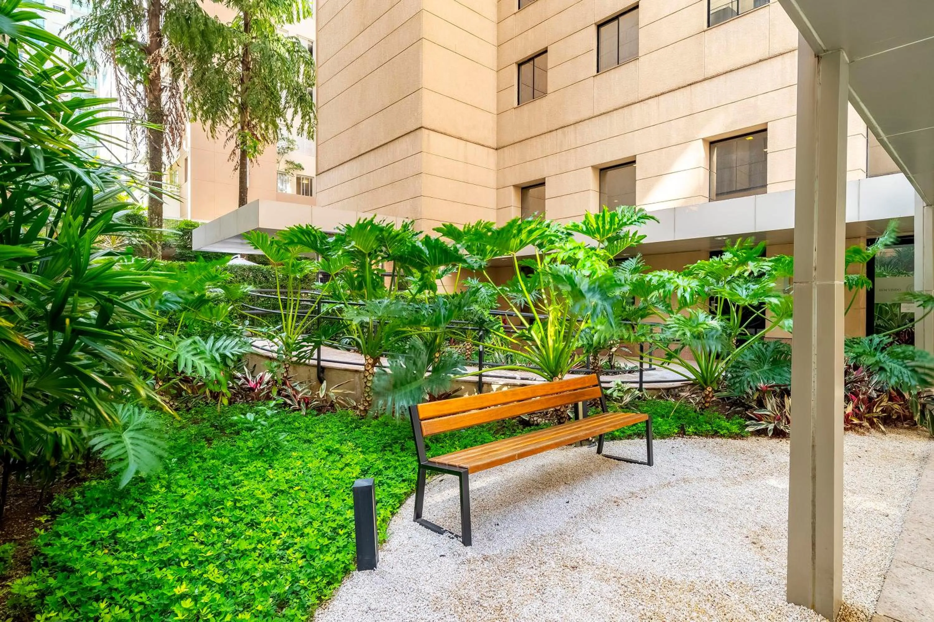 Spring in Mercure Sao Paulo Moema Times Square