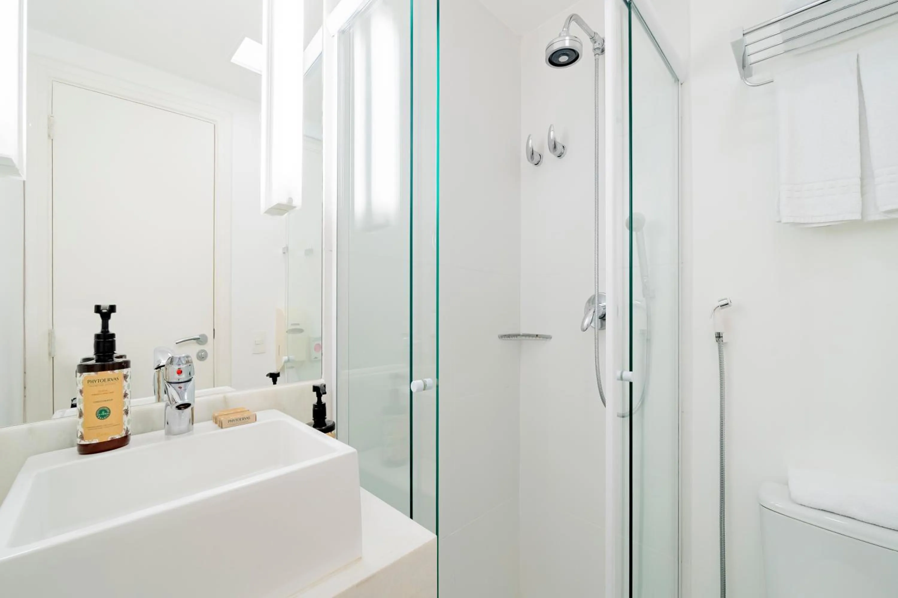 Toilet in Mercure Sao Paulo Moema Times Square