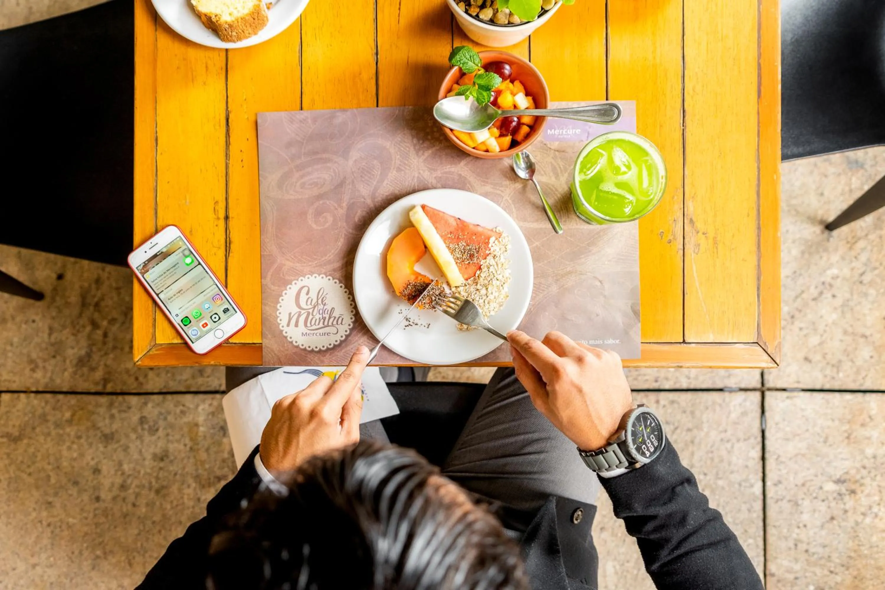 Day in Mercure Sao Paulo Moema Times Square