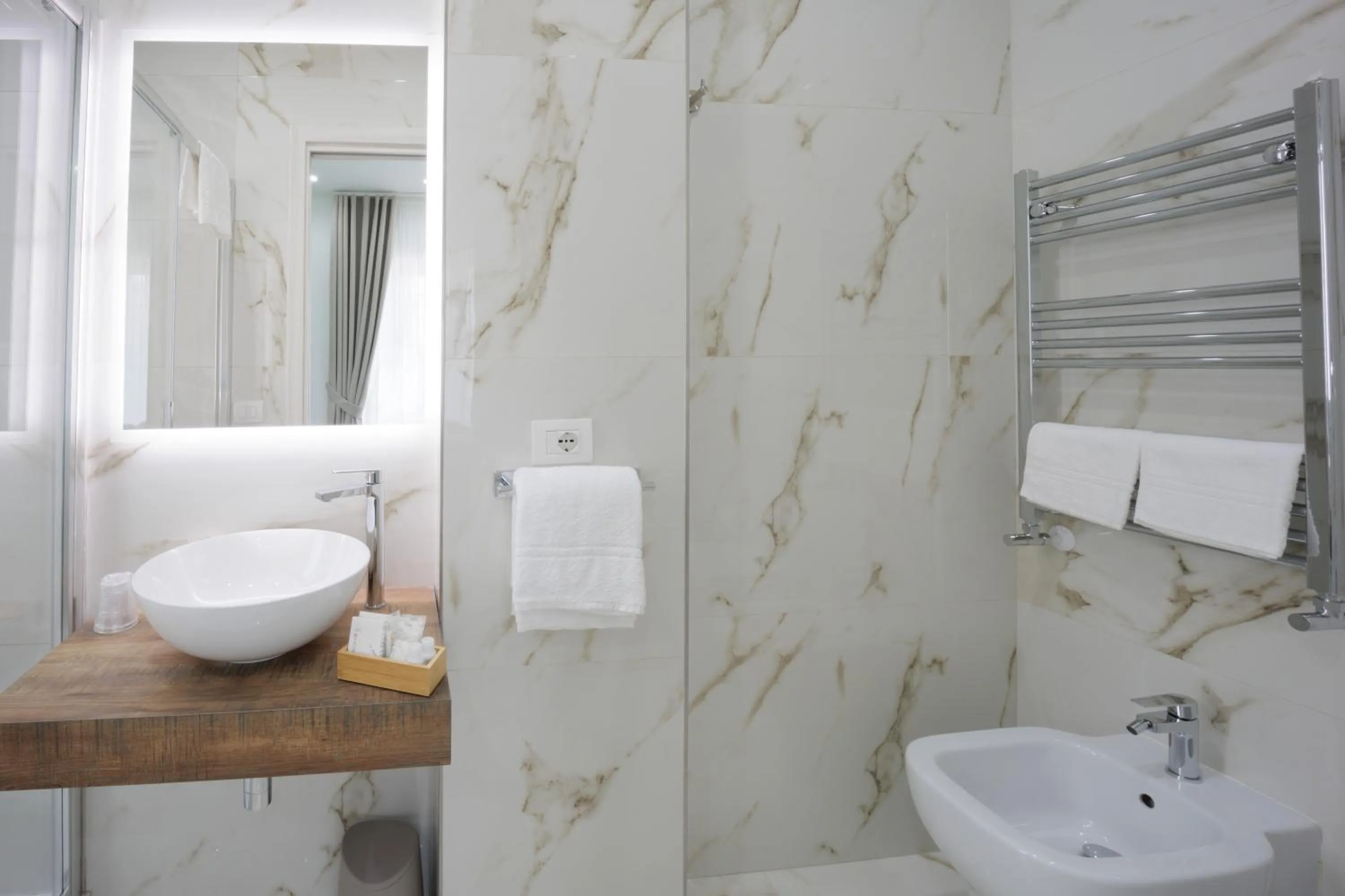 Bathroom in REDDIMUS Guest House