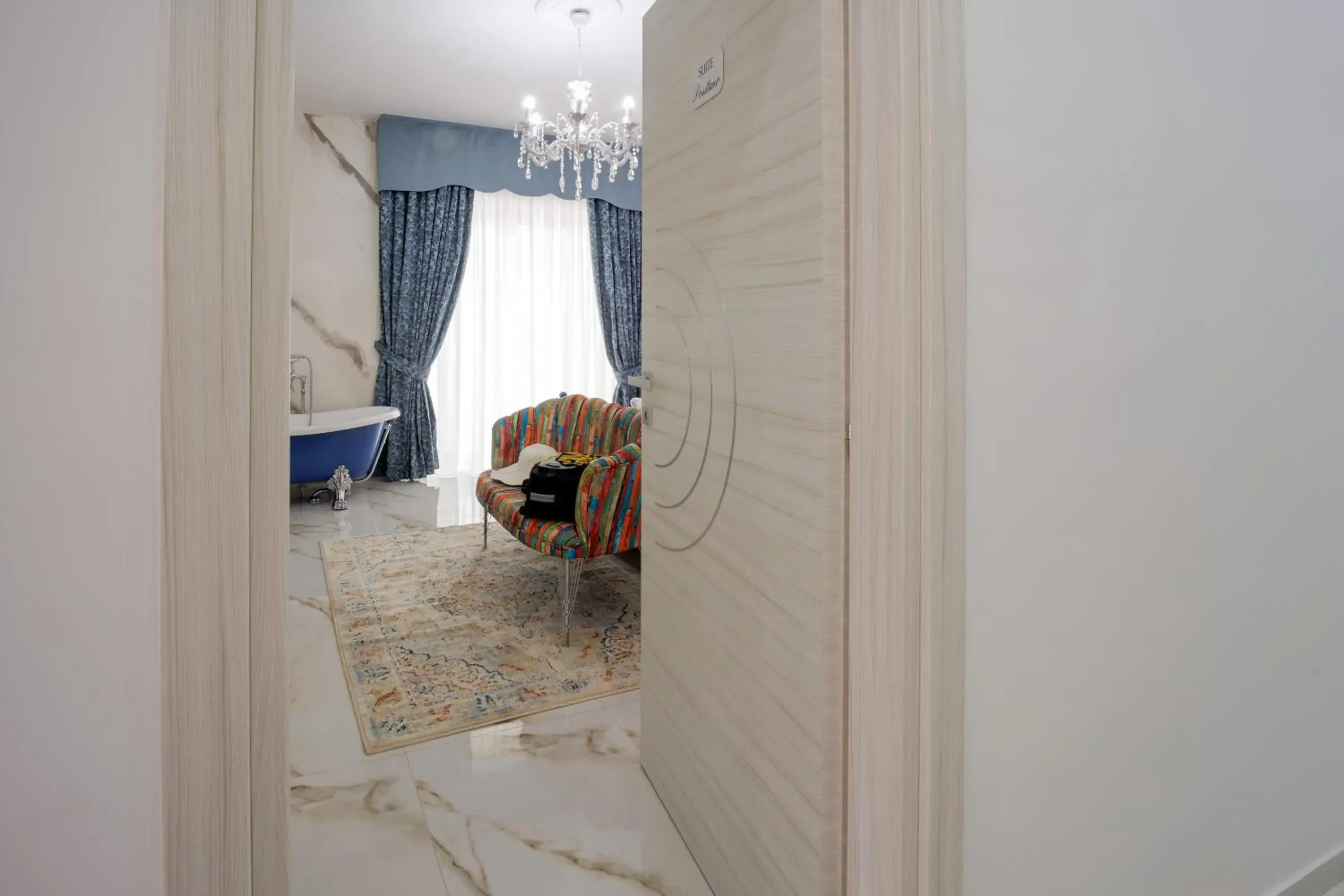 Deluxe Double Room with Bath in REDDIMUS Guest House Deluxe Double Room with Bath in REDDIMUS Guest House