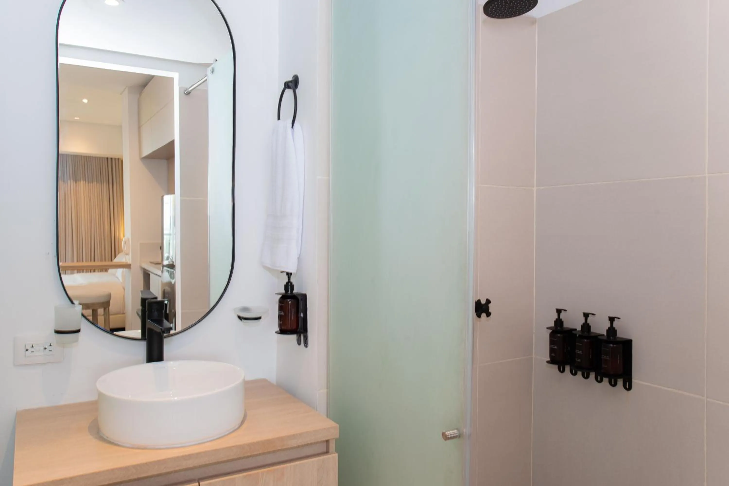 Bathroom in Wynwood Cartagena Beach