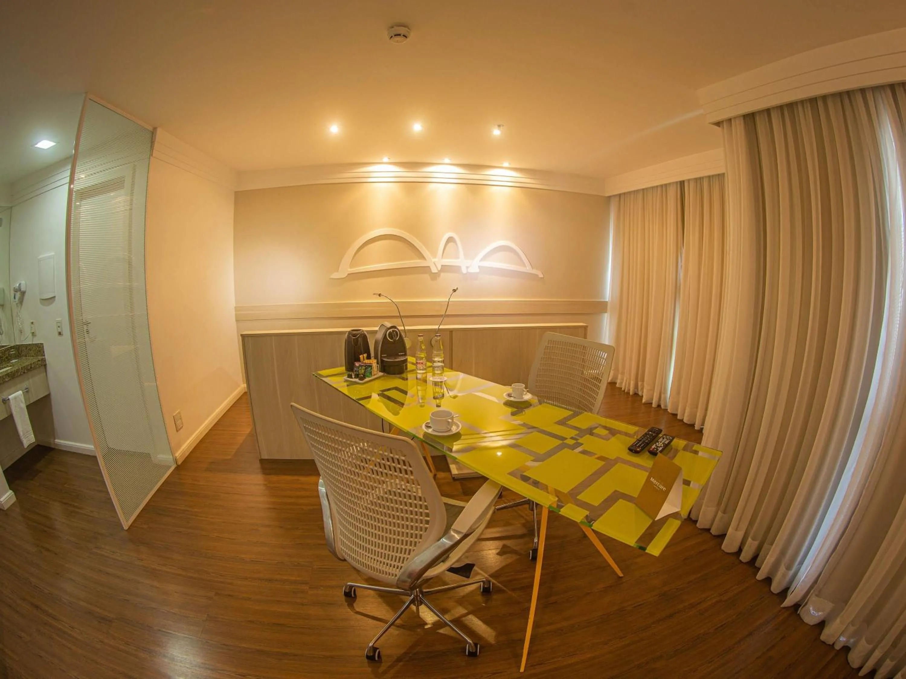 Bedroom in Mercure Brasilia Lider